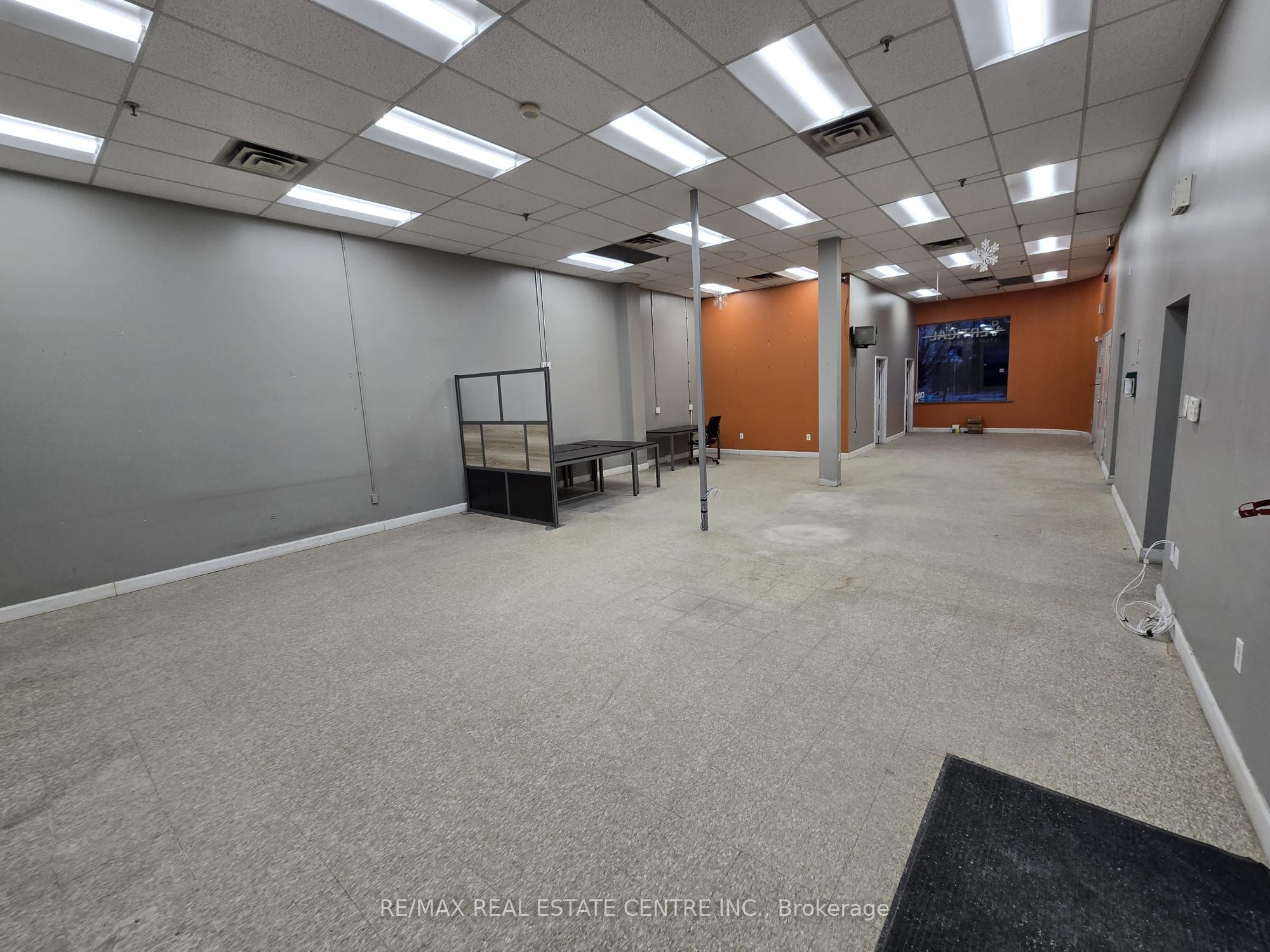 #unit 3 - 30 A Kennedy Road Property Photo 4