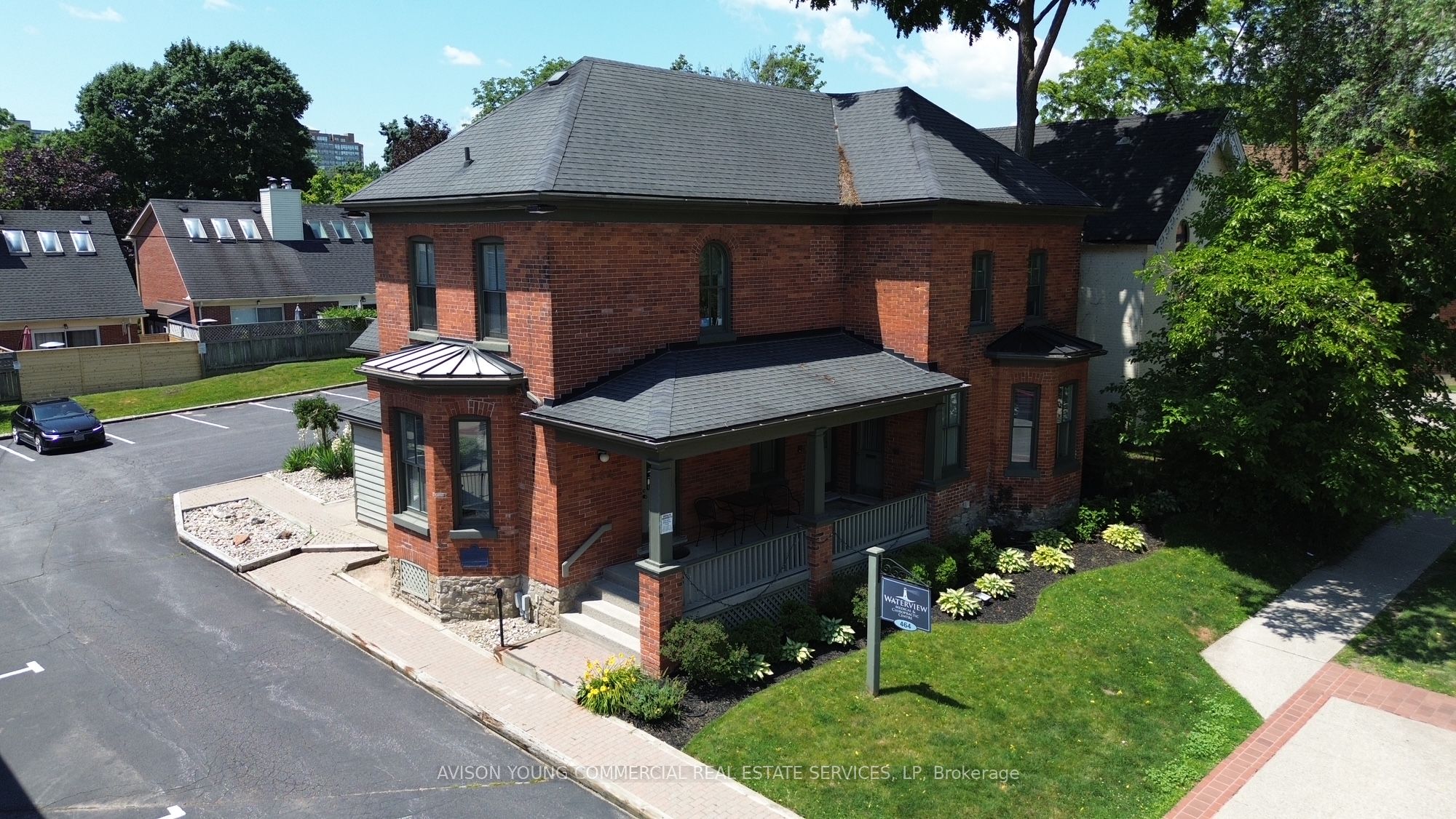 464 Locust Street Property Photo 1