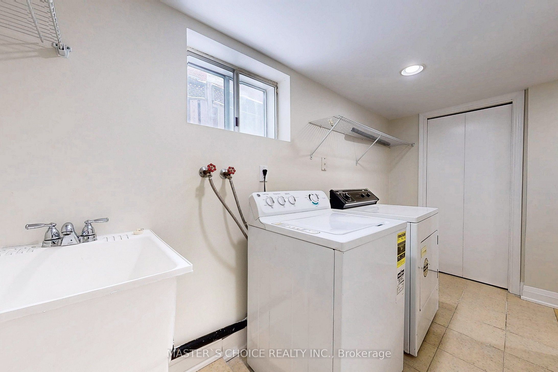278 Beta Street Property Photo 40