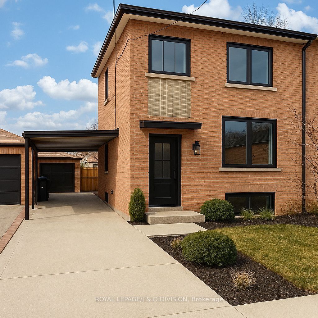 51 Edinborough Court Property Photo 2