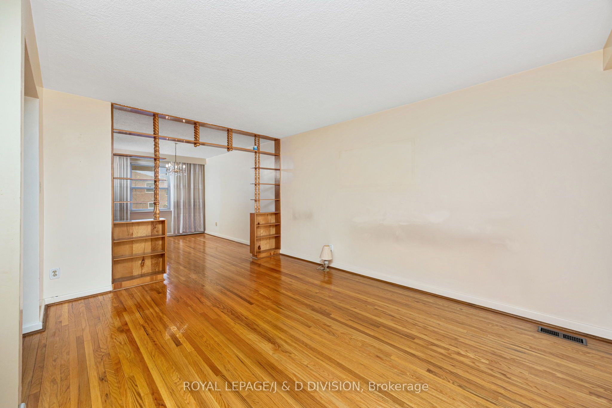 51 Edinborough Court Property Photo 7