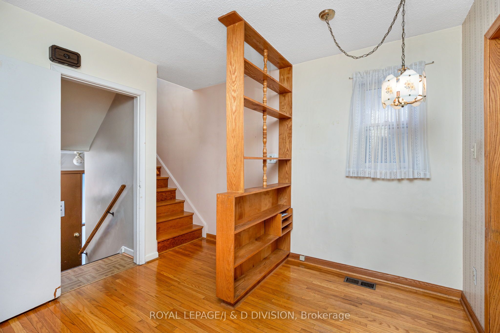 51 Edinborough Court Property Photo 14