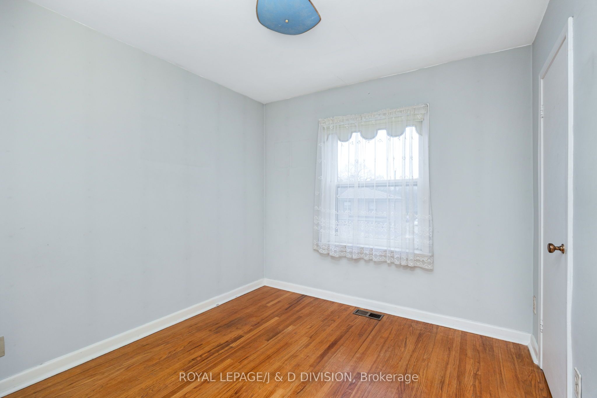 51 Edinborough Court Property Photo 22