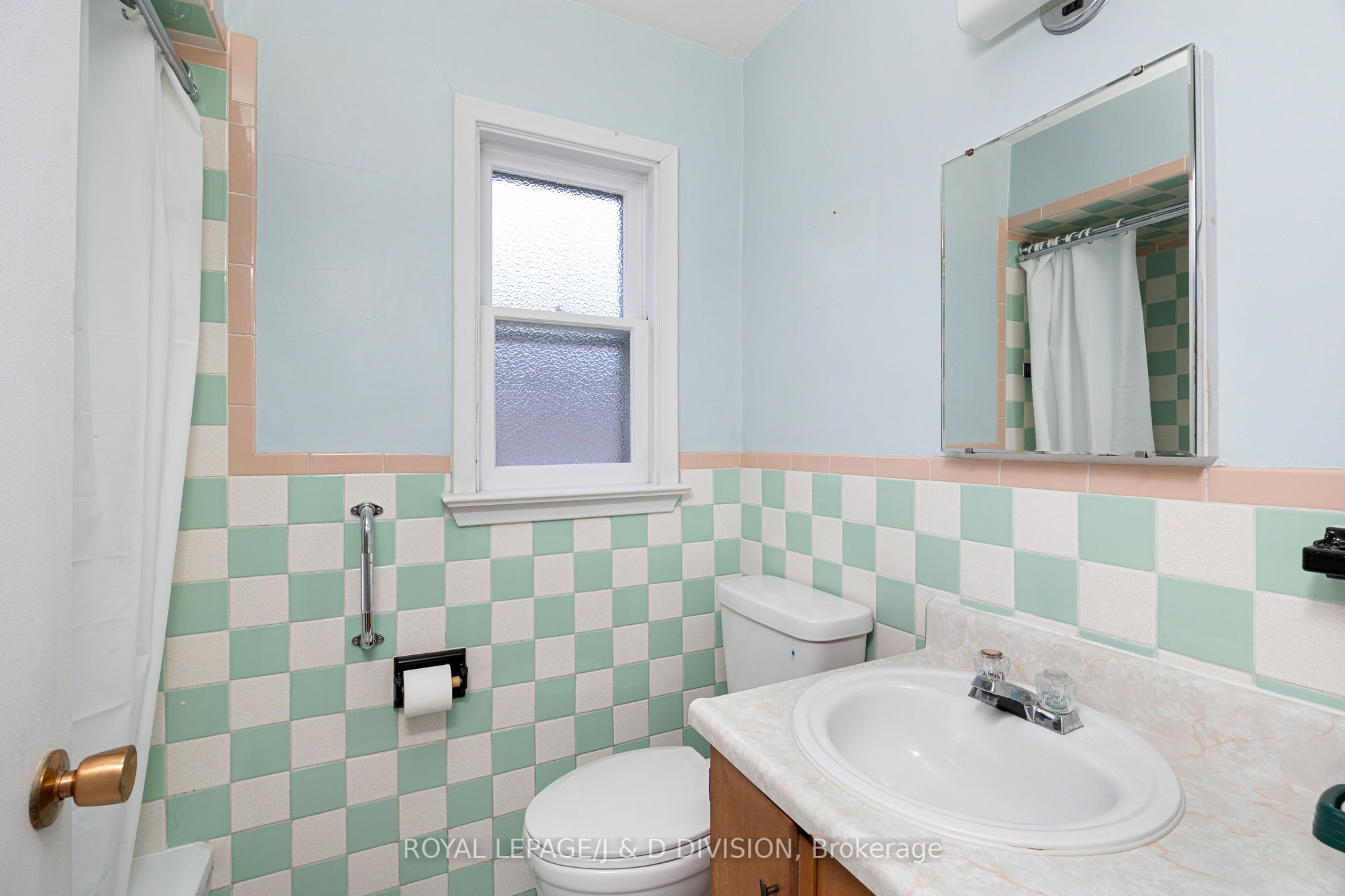 51 Edinborough Court Property Photo 23