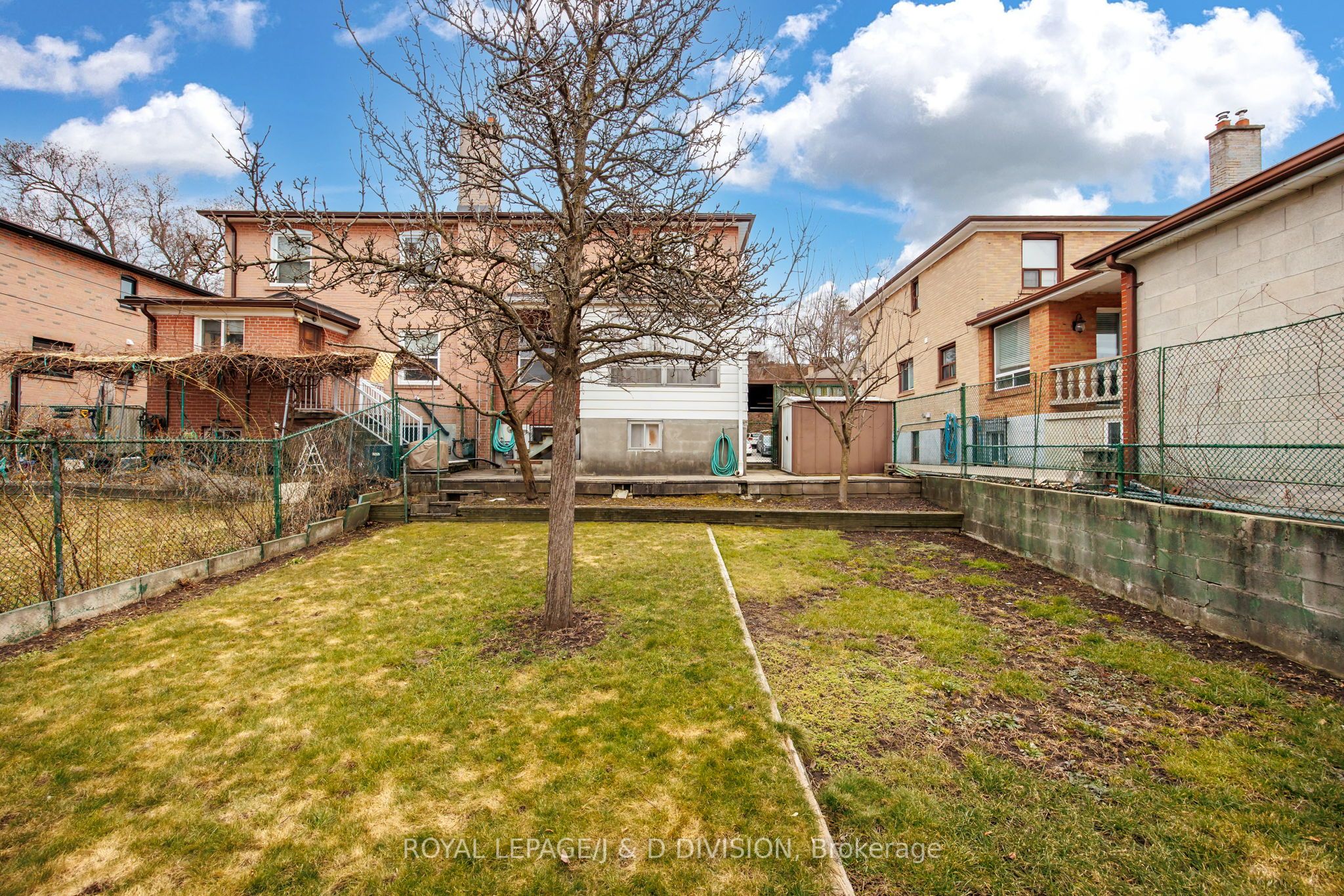 51 Edinborough Court Property Photo 30