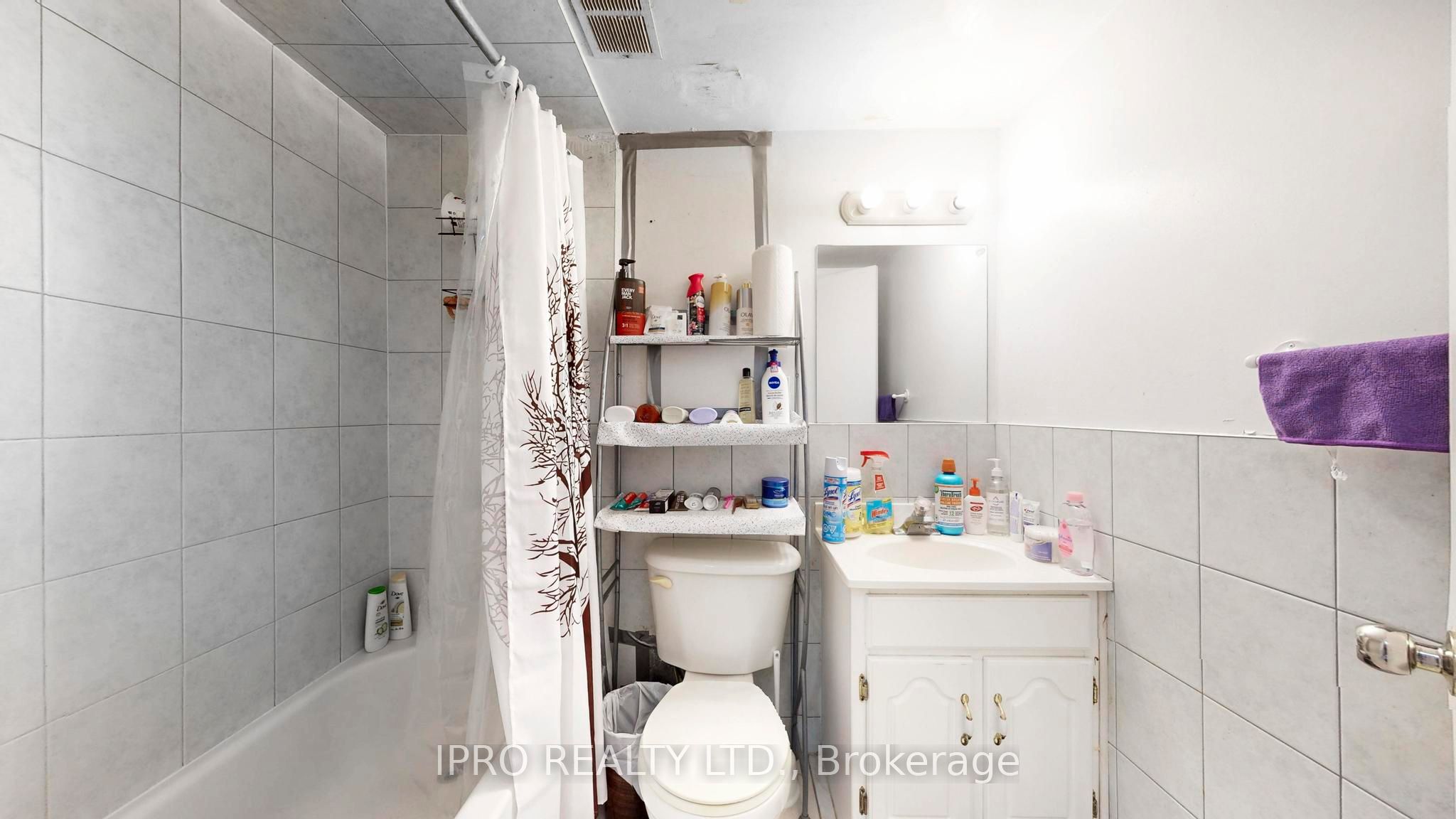 #637 - 4645 Jane Street Property Photo 16