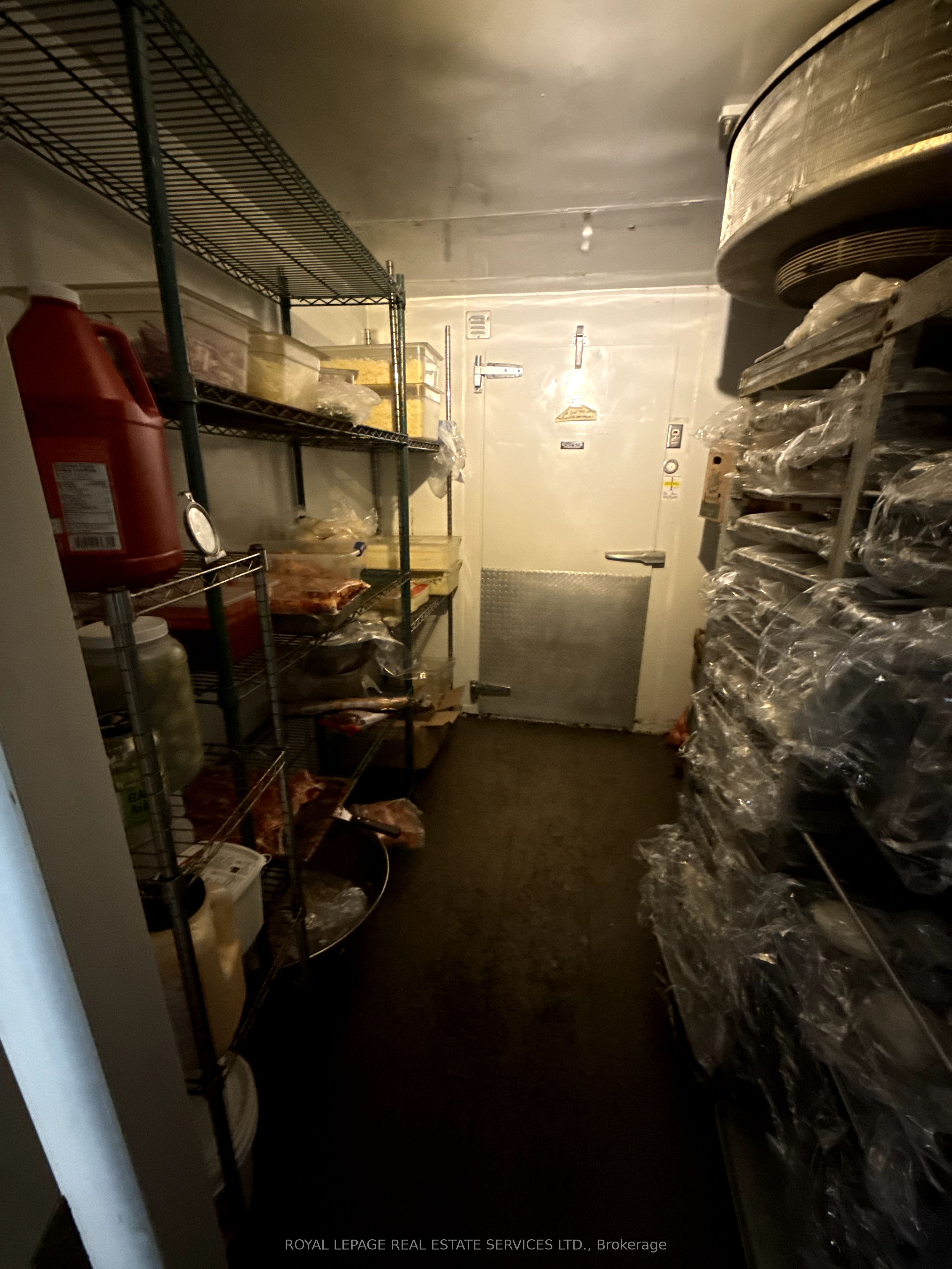 17 Commercial Street Property Photo 30