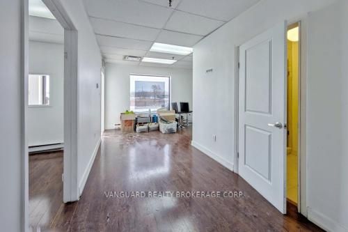 #3 - 4 Alfred Kuehne Boulevard Property Photo 6