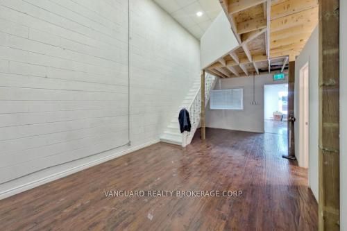 #3 - 4 Alfred Kuehne Boulevard Property Photo 15