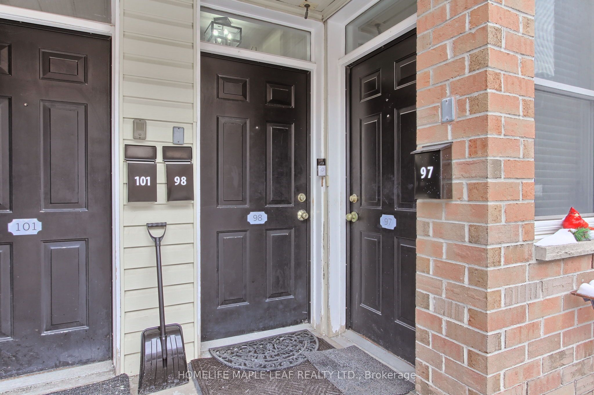 #98 - 760 Lawrence Ave Avenue Property Photo 5
