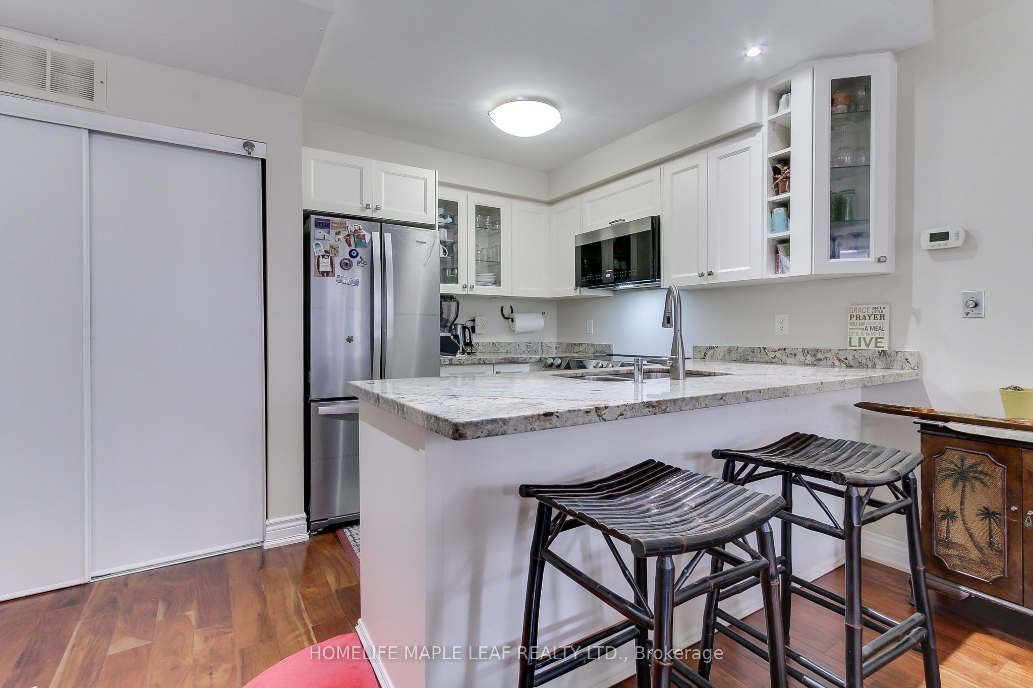 #98 - 760 Lawrence Ave Avenue Property Photo 7