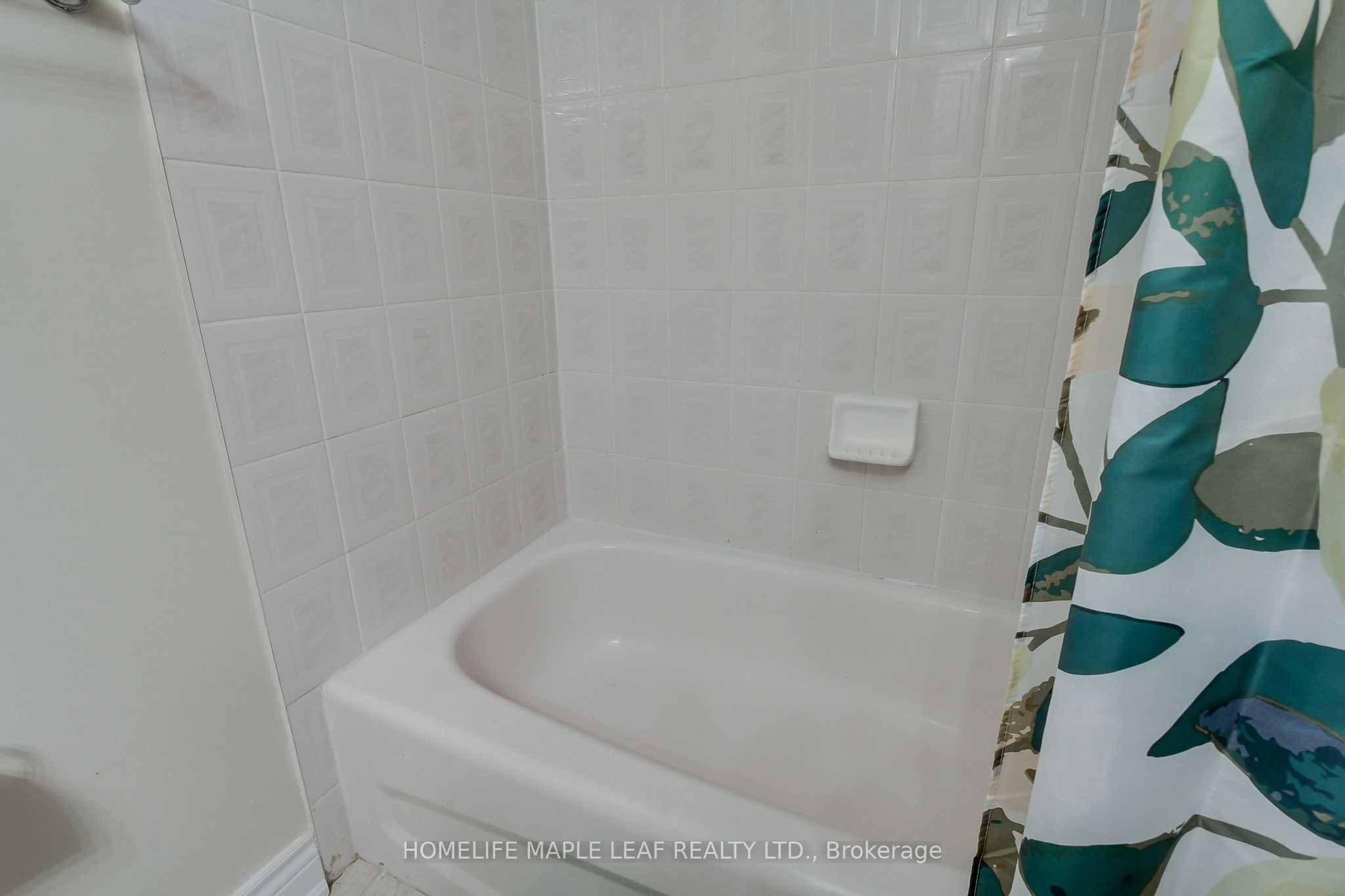 #98 - 760 Lawrence Ave Avenue Property Photo 23