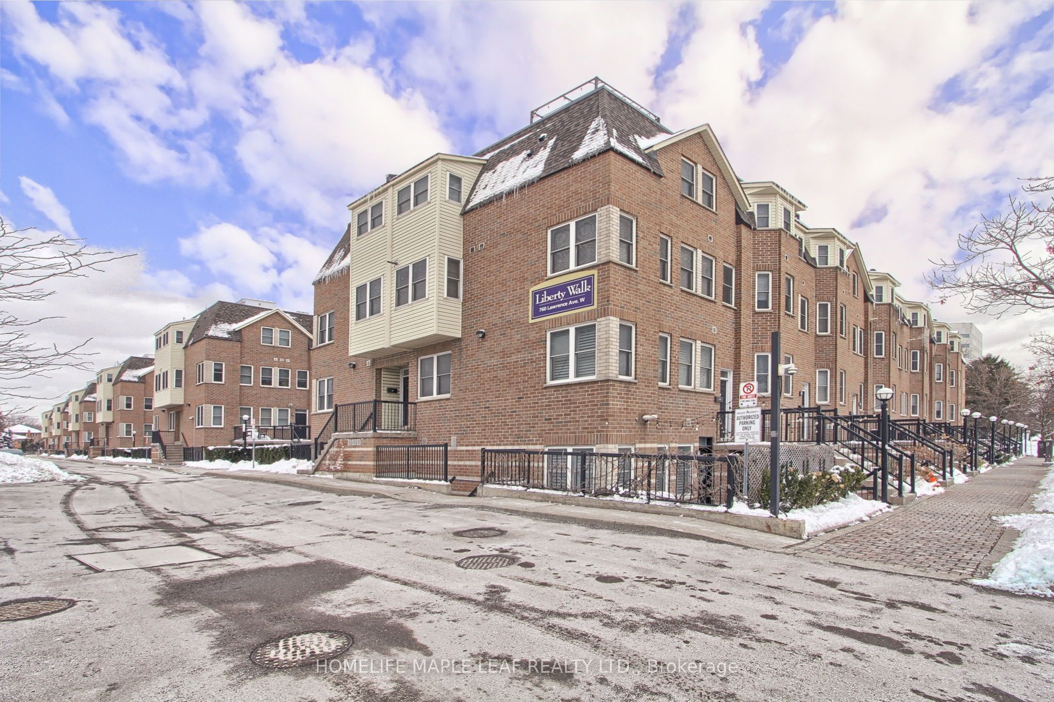 #98 - 760 Lawrence Ave Avenue Property Photo 32