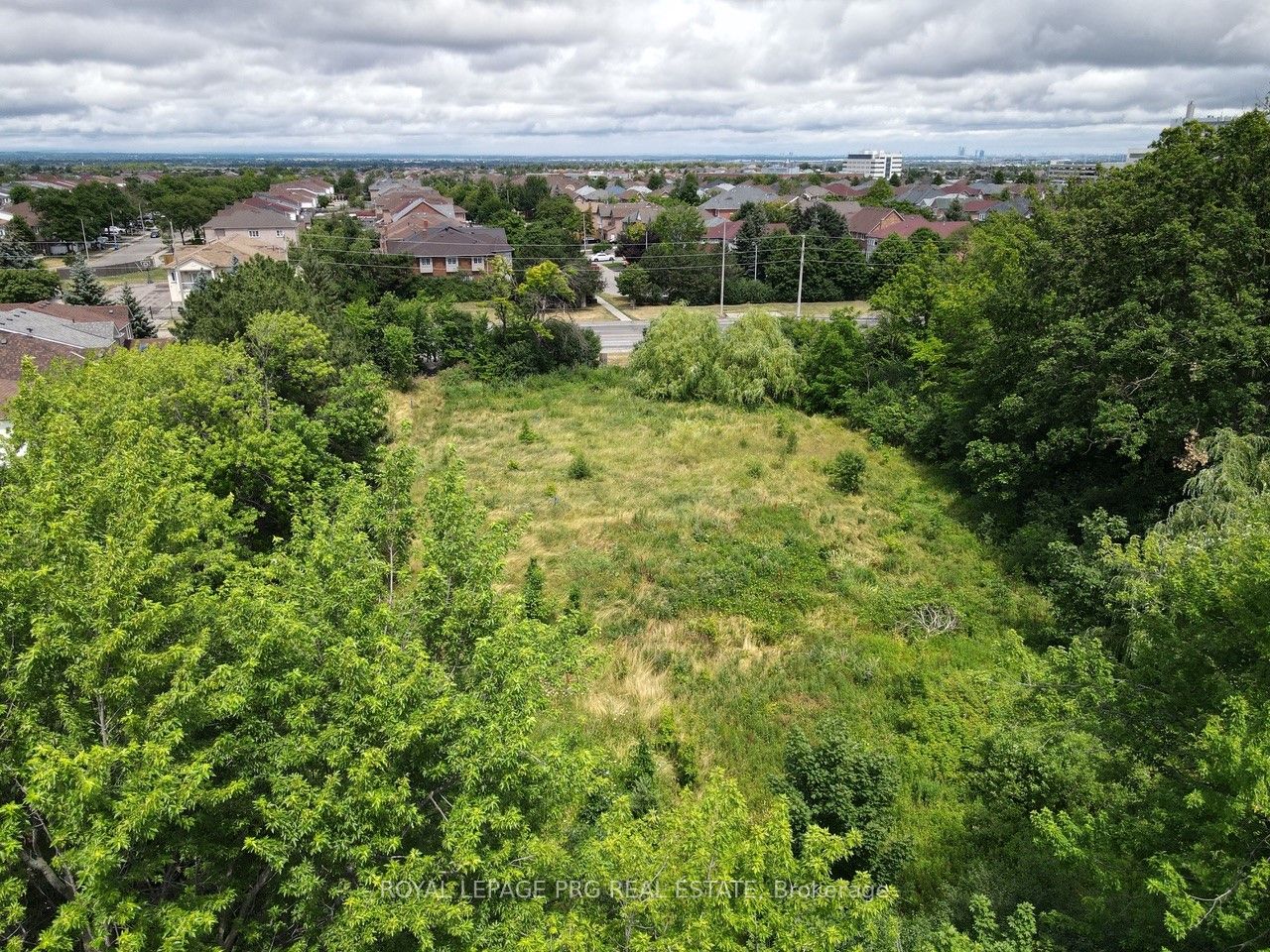 10196 Bramalea Road Property Photo 2