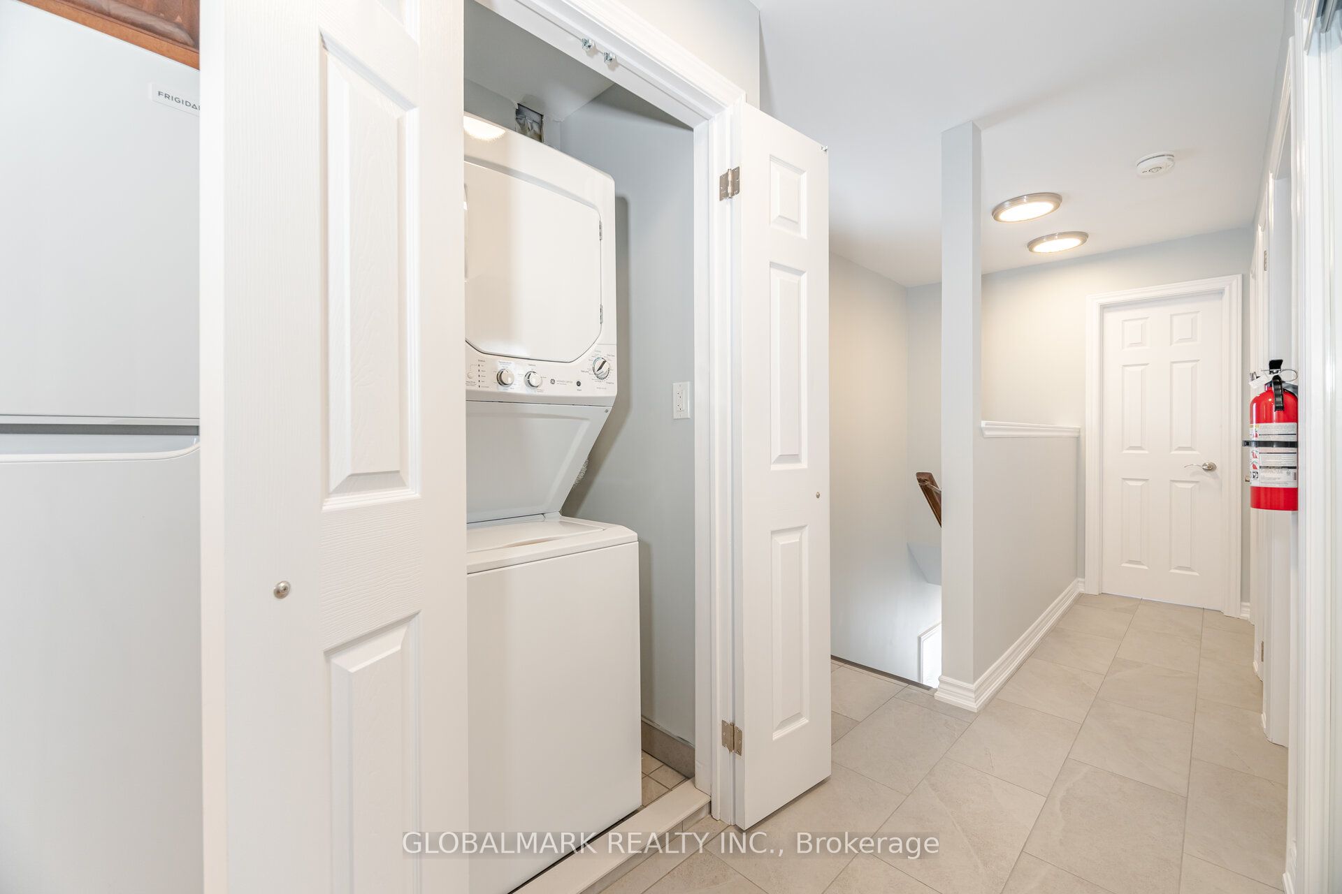 1382 Weston Road Property Photo 15