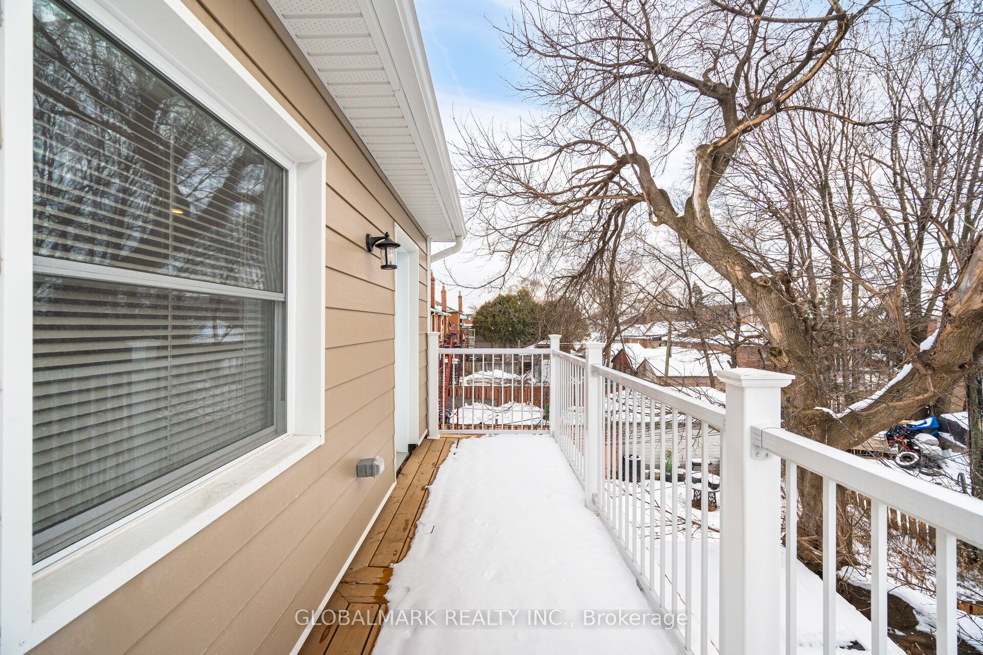 1382 Weston Road Property Photo 16