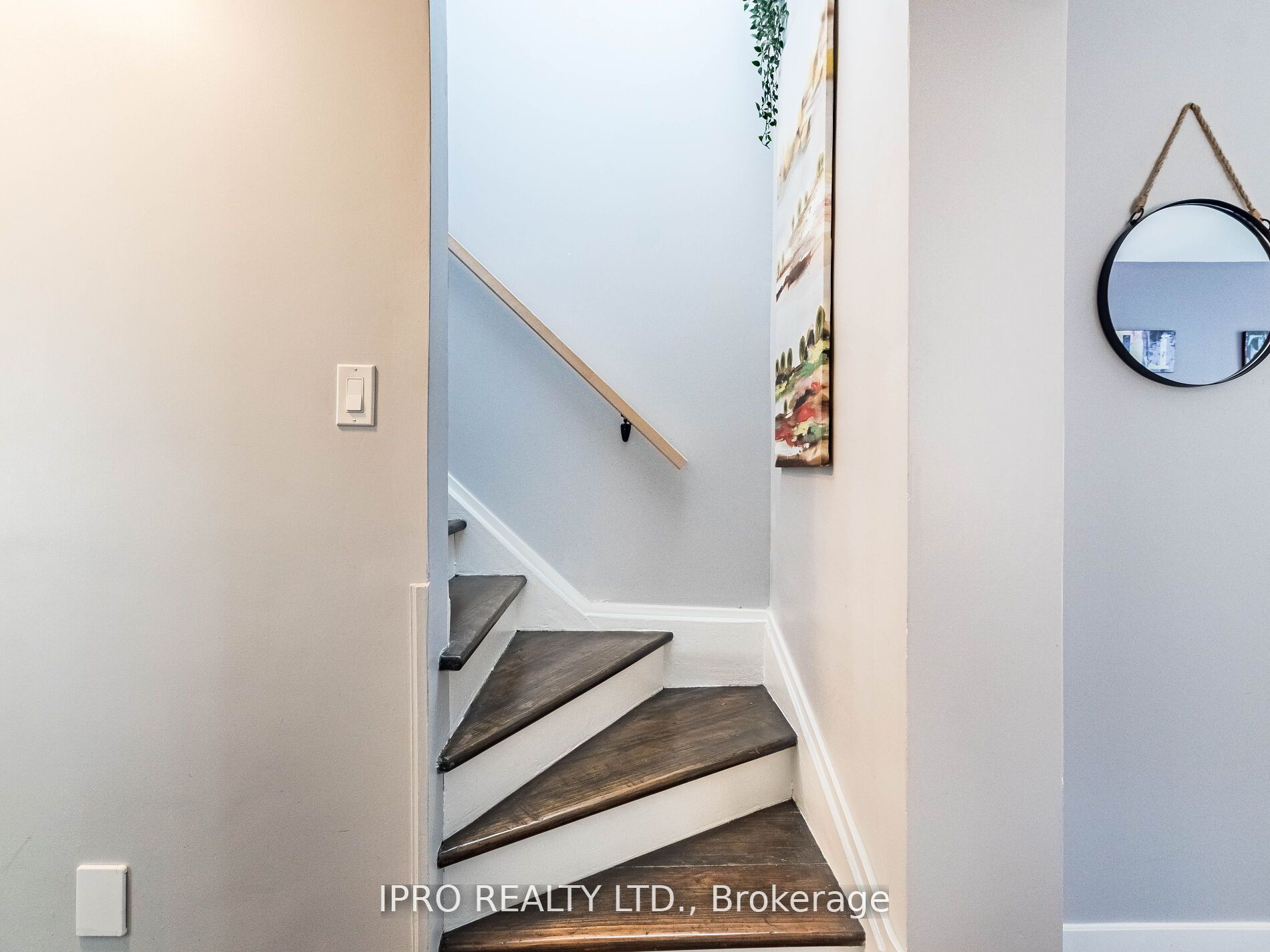 93 Gair Drive Property Photo 14