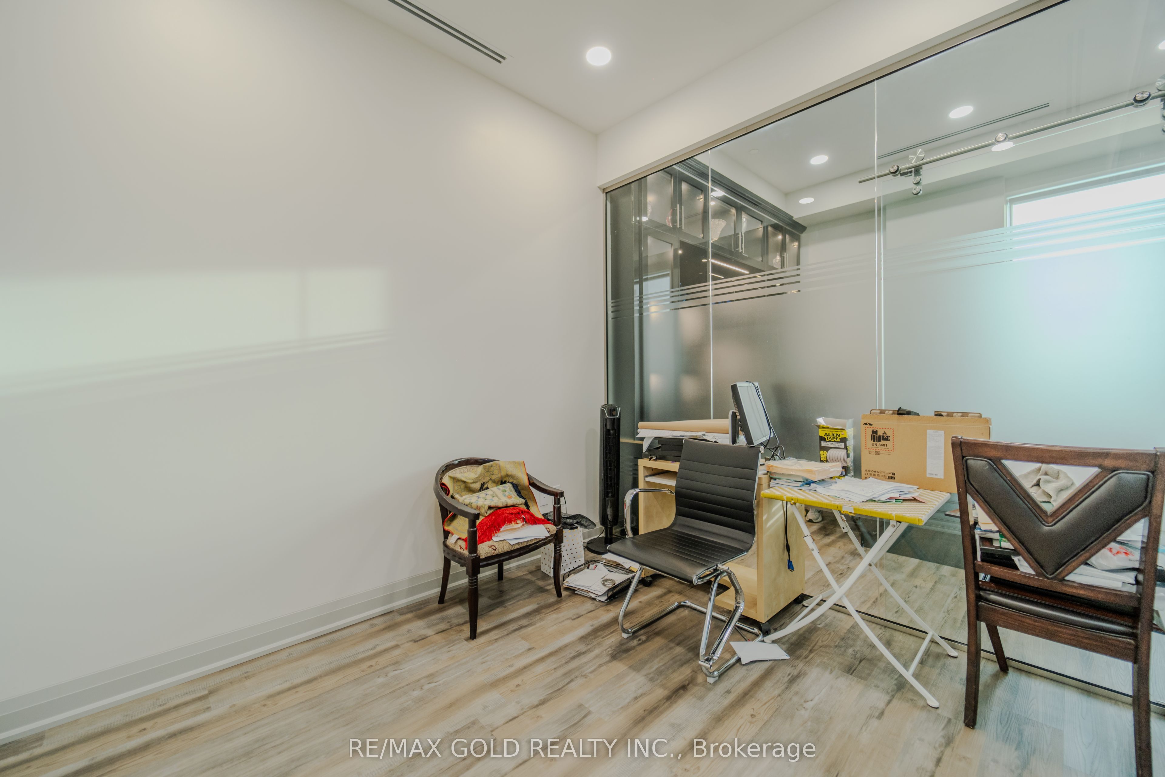 #238 - 3465 Platinum Drive Property Photo 15