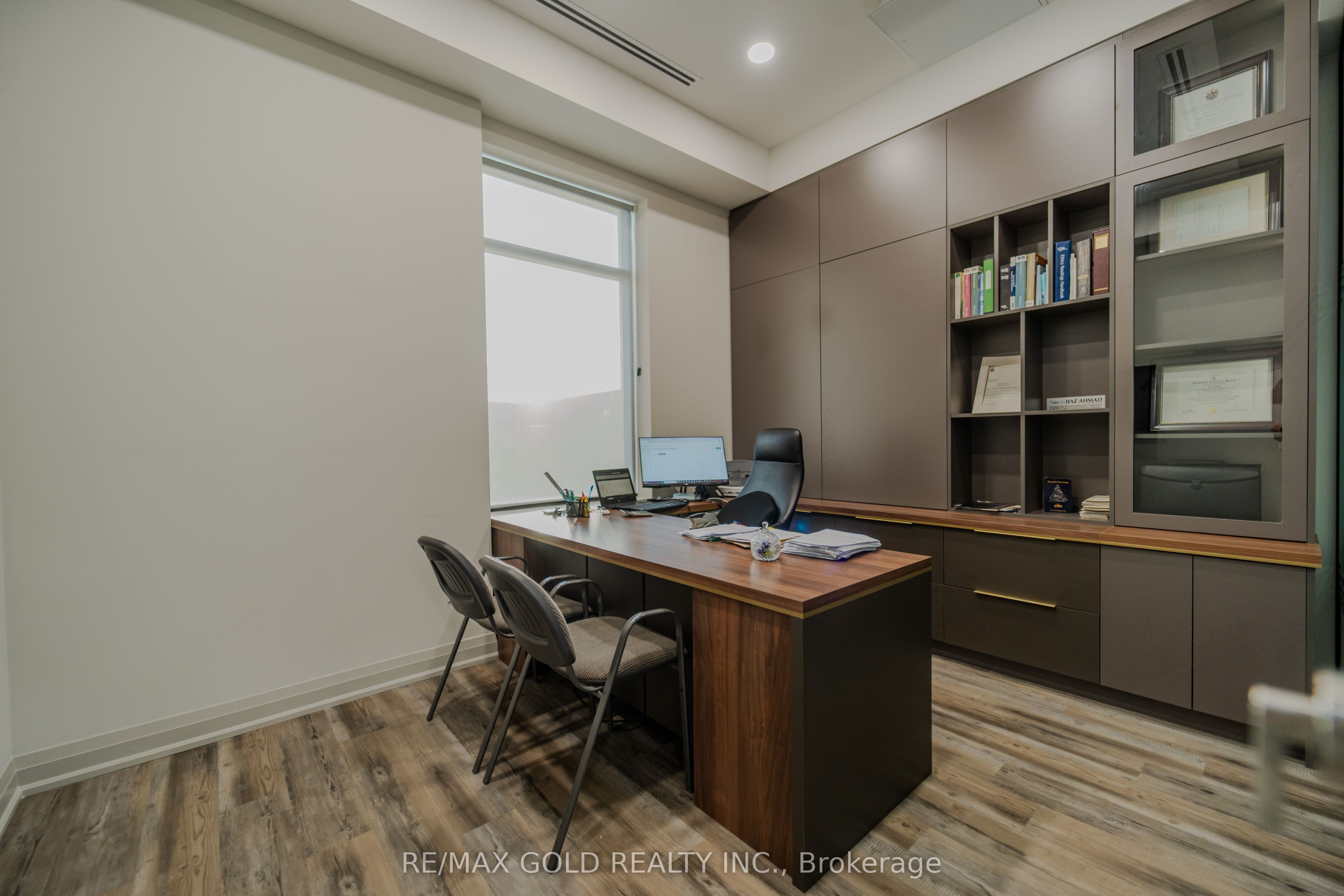 #238 - 3465 Platinum Drive Property Photo 32
