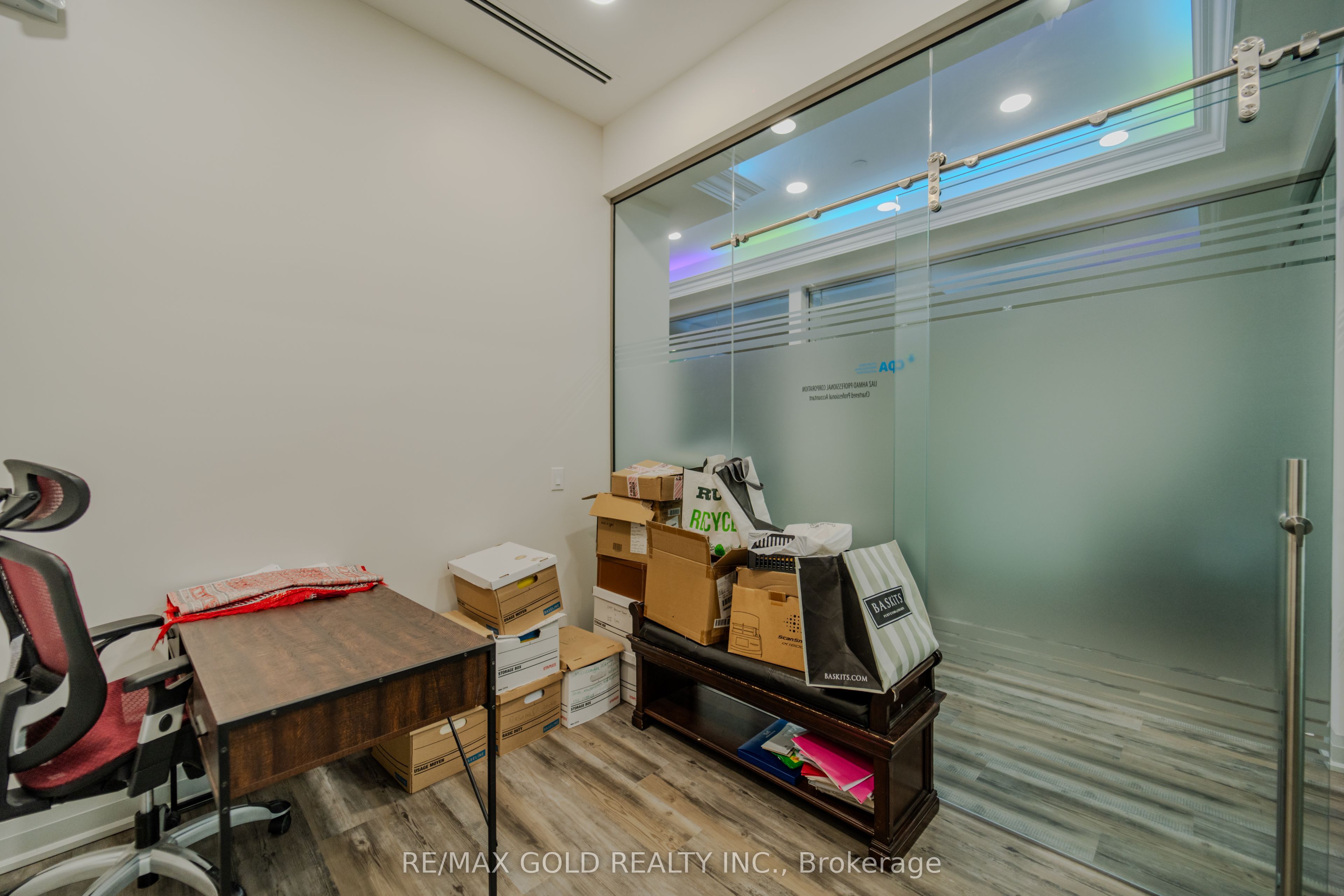 #238 - 3465 Platinum Drive Property Photo 34