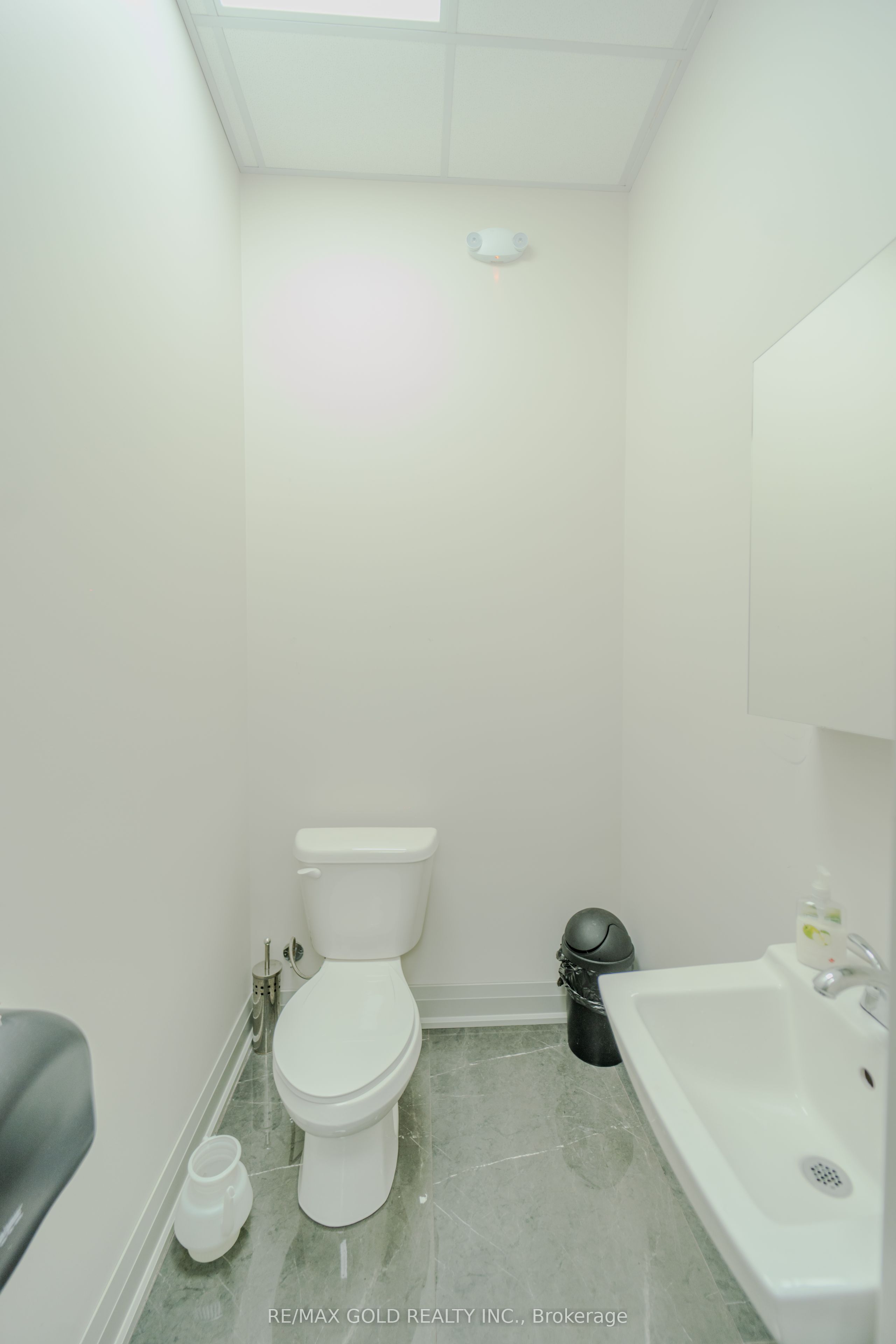 #238 - 3465 Platinum Drive Property Photo 39