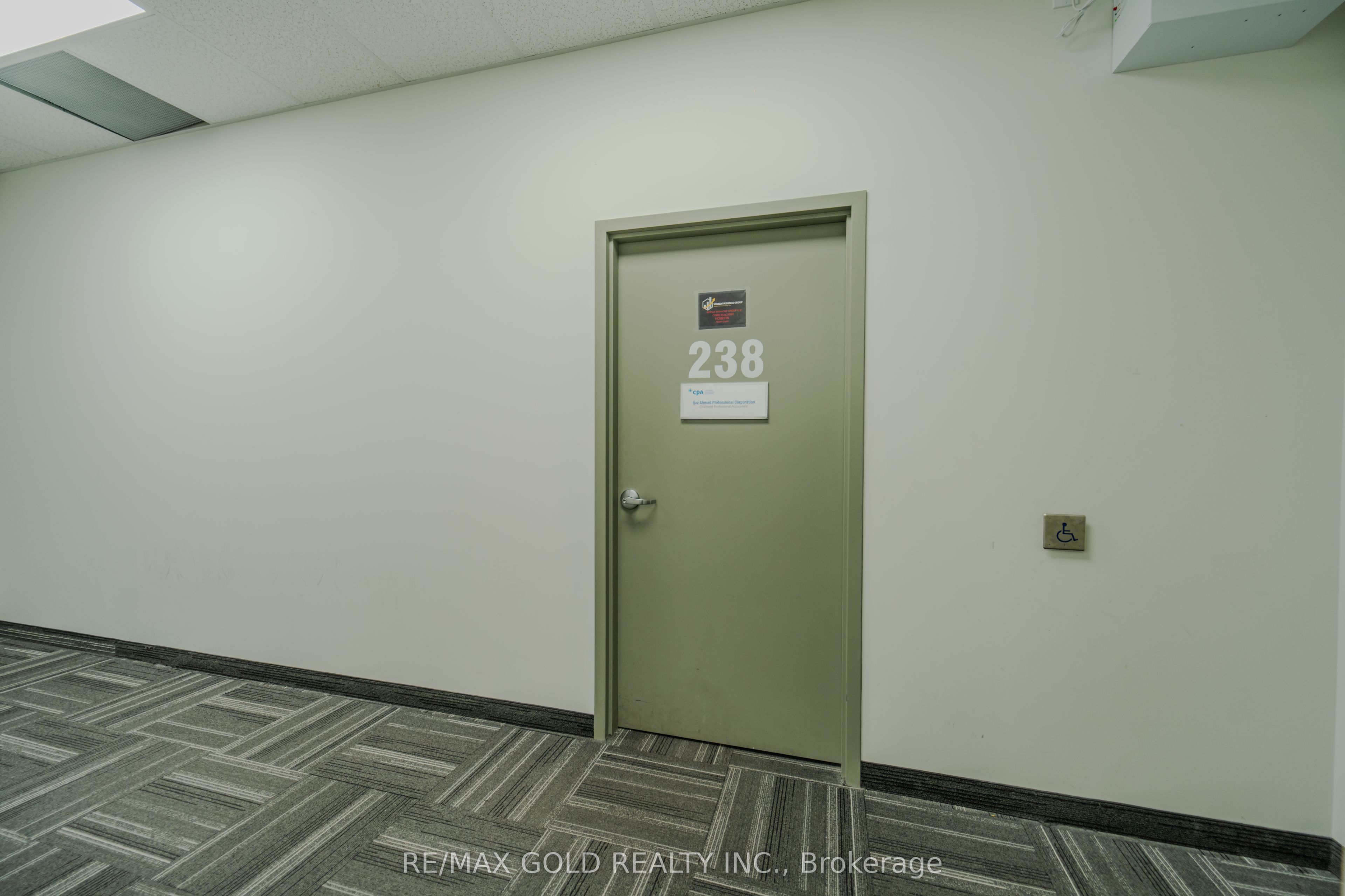 #238 - 3465 Platinum Drive Property Photo 41