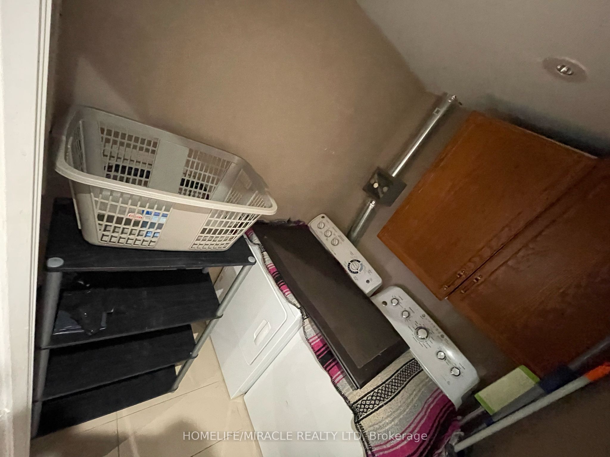 #1004 - 320 Mill Street Property Photo 9