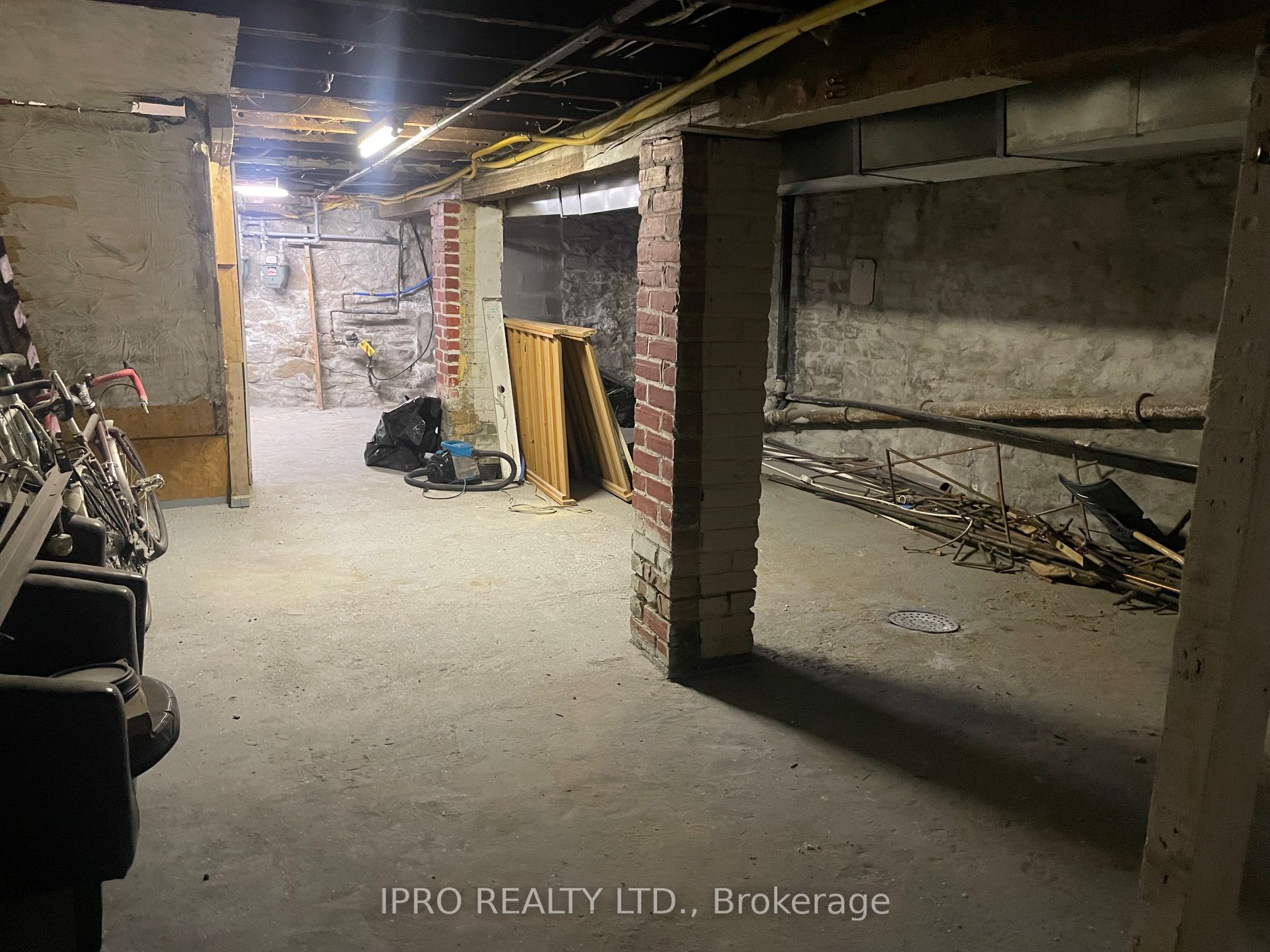 #main Floor - 2957 Dundas Street Property Photo 6