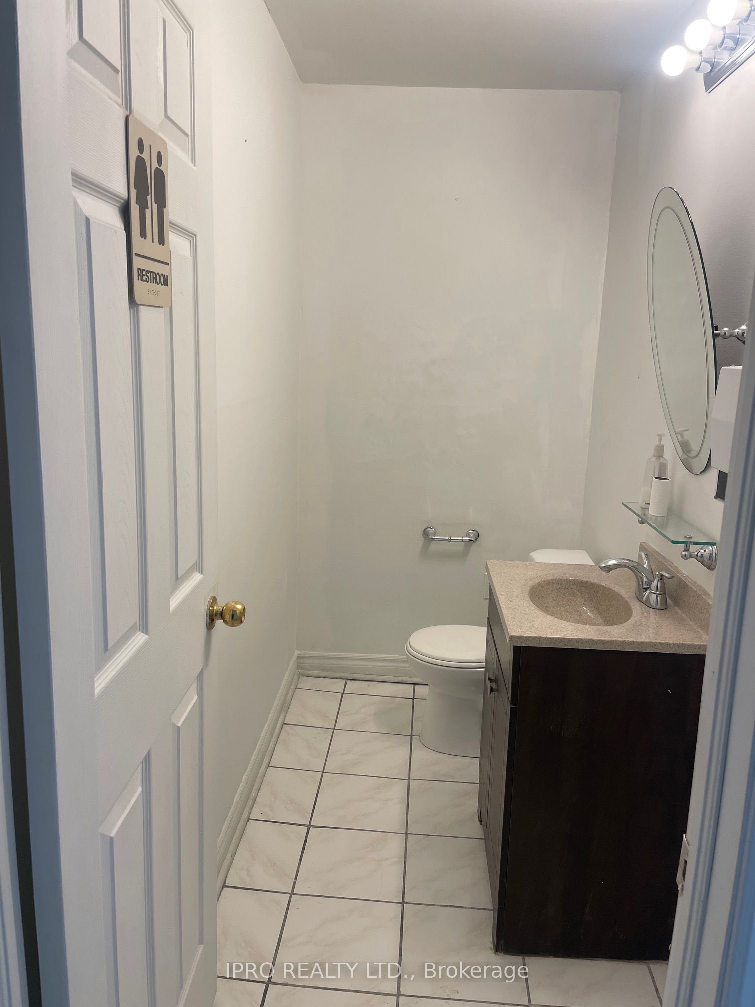 #main Floor - 2957 Dundas Street Property Photo 15