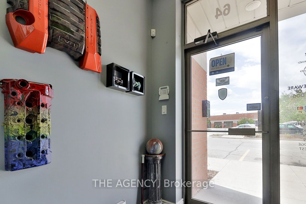 #64 & 65 - 3176 Ridgeway Drive Property Photo 4