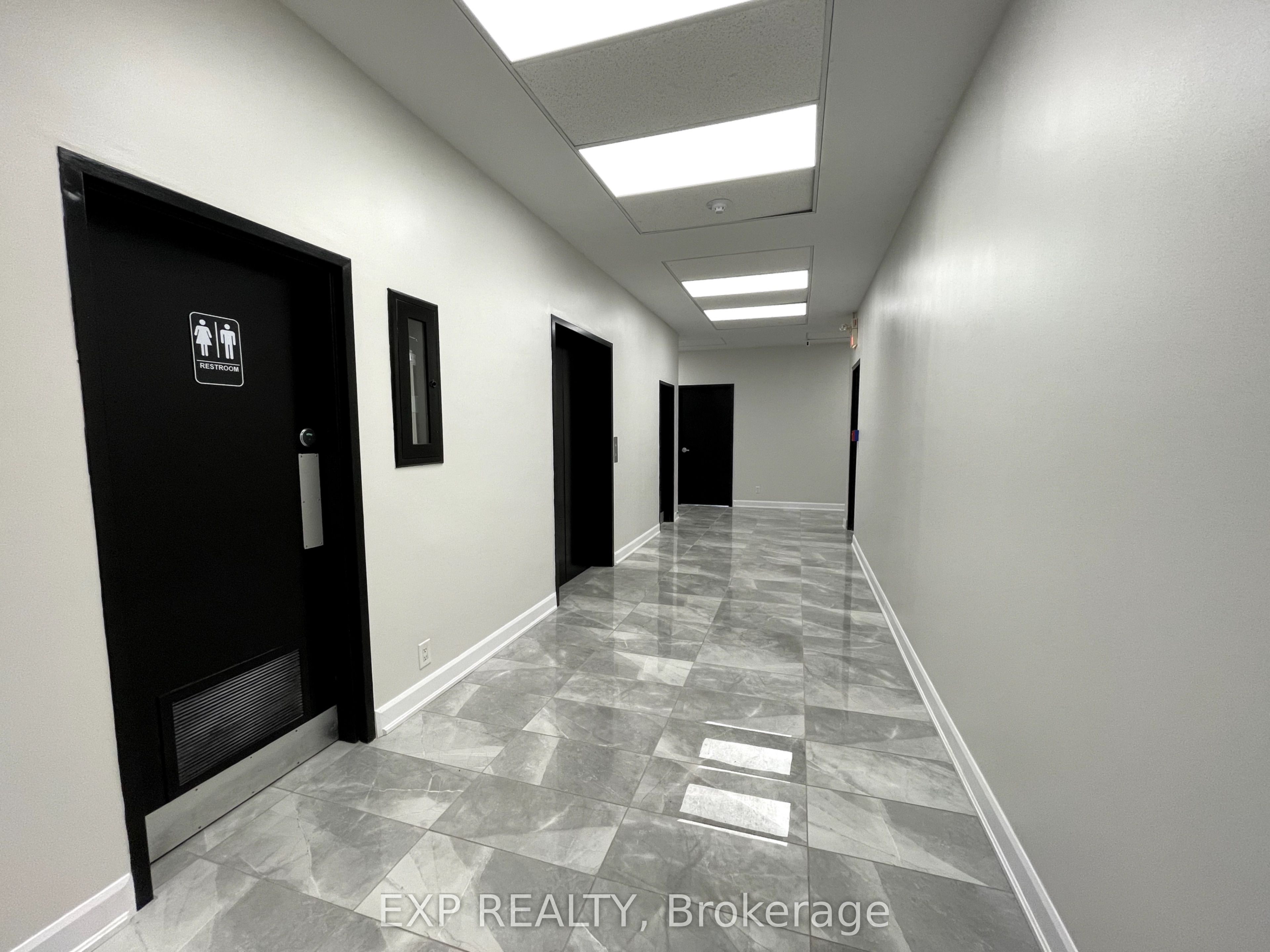 #205-5a - 230 Lakeshore Road Property Photo 4