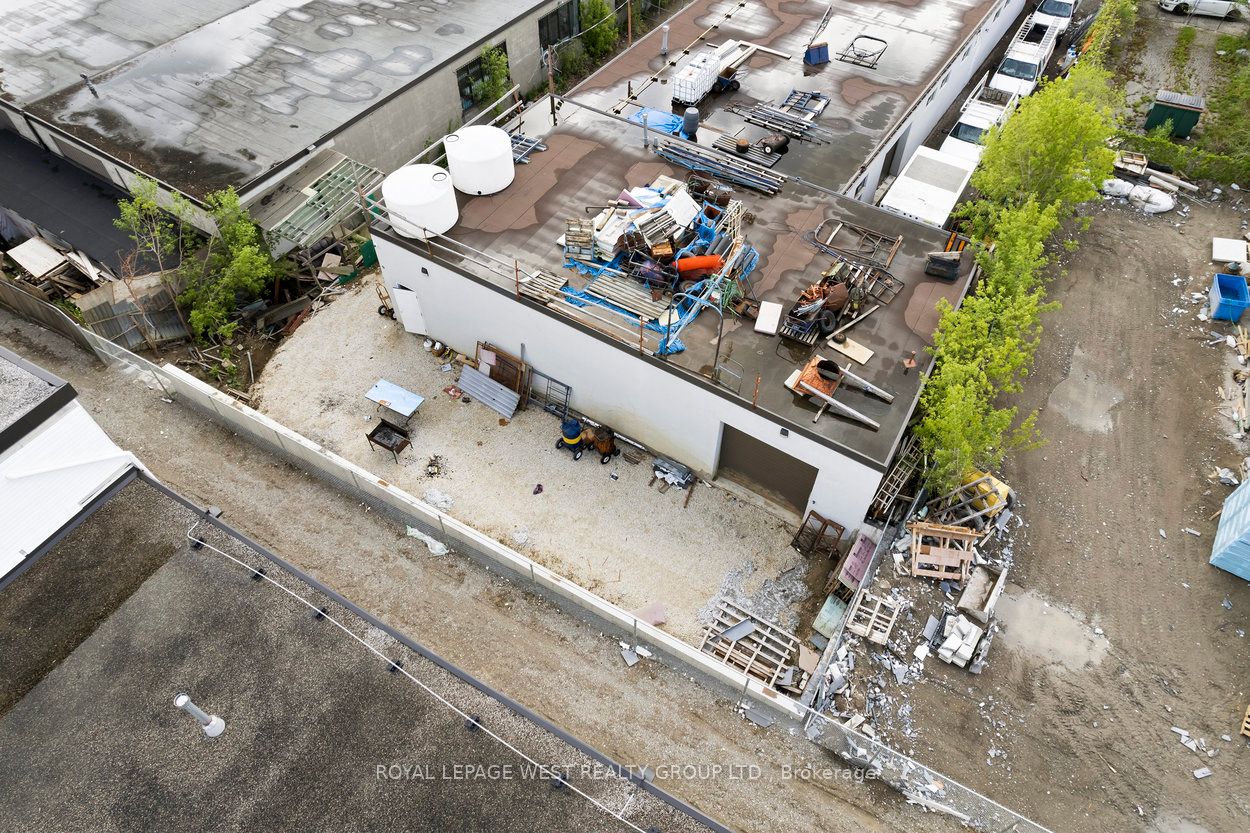 45 Densley Avenue Property Photo 4