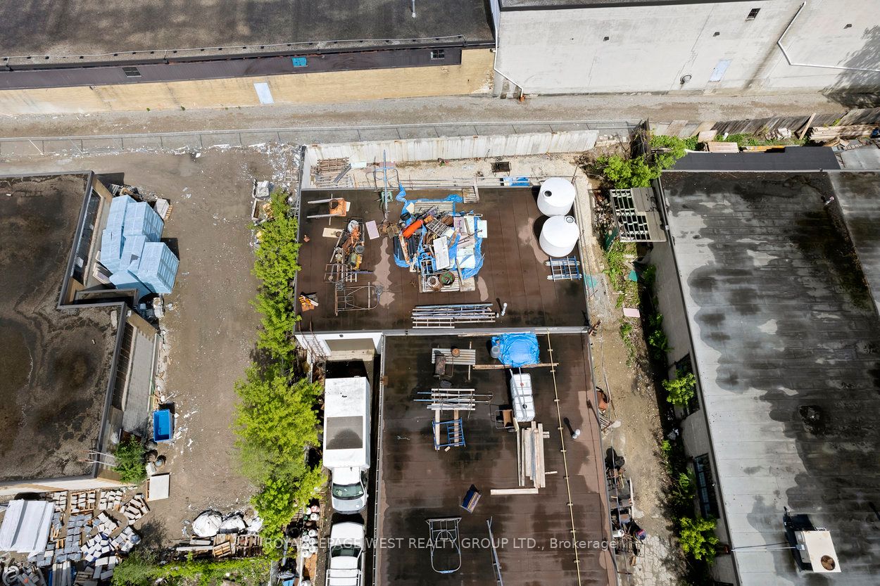 45 Densley Avenue Property Photo 5