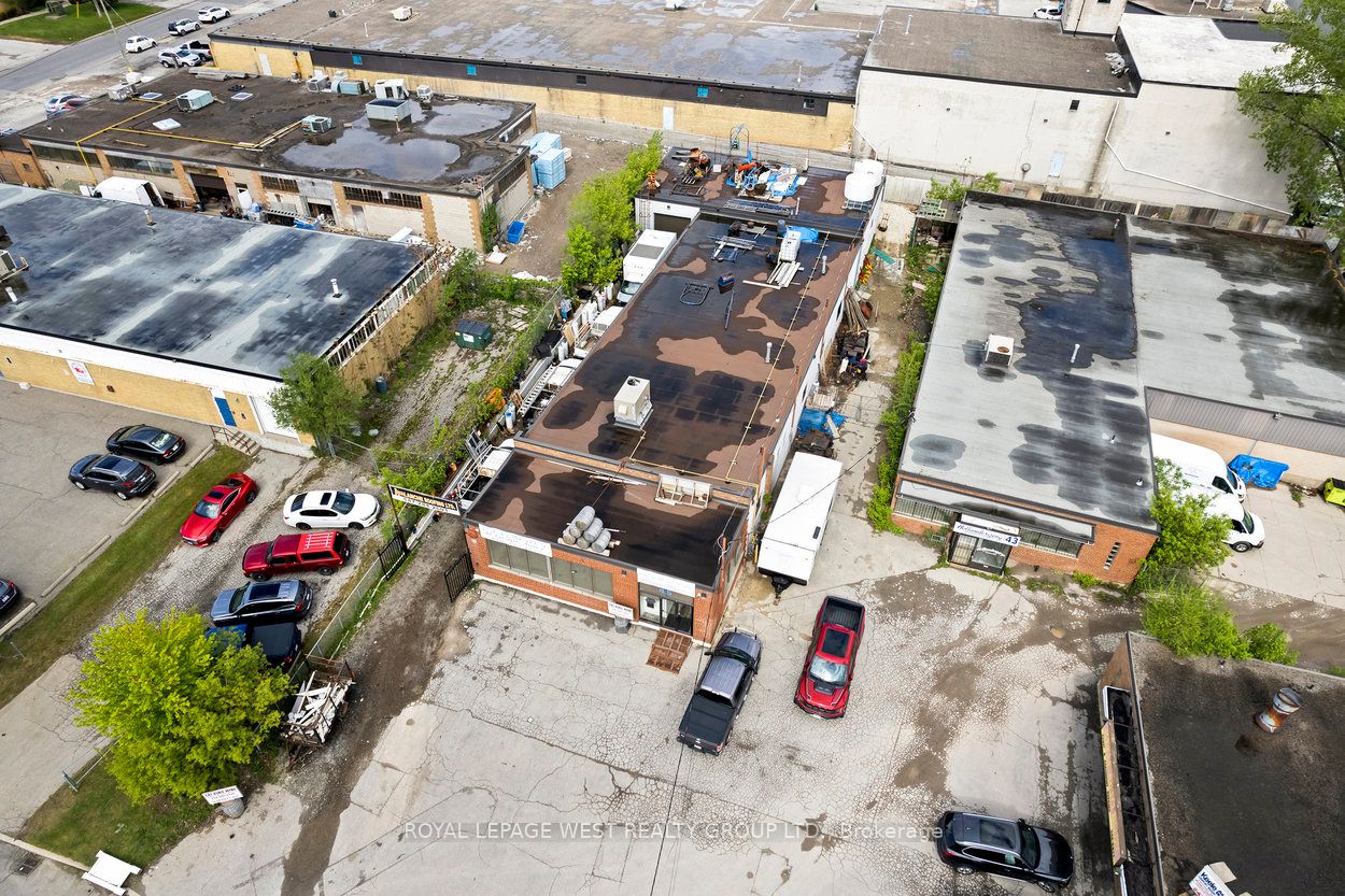 45 Densley Avenue Property Photo 6