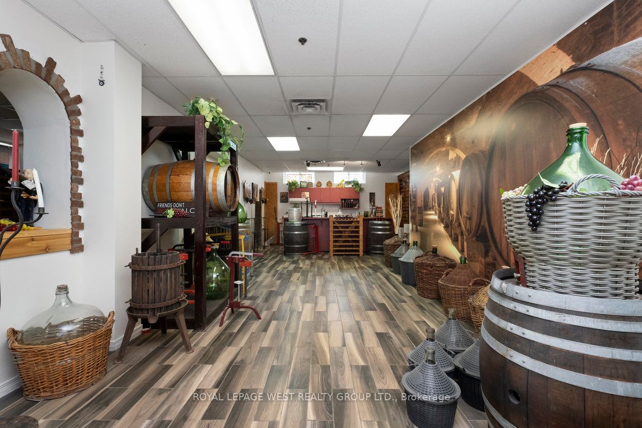 45 Densley Avenue Property Photo 15
