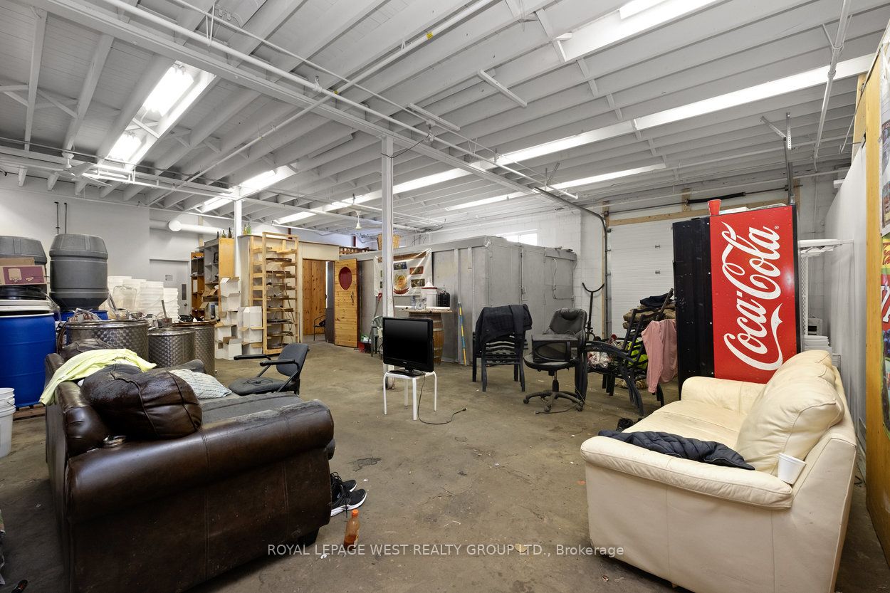 45 Densley Avenue Property Photo 27
