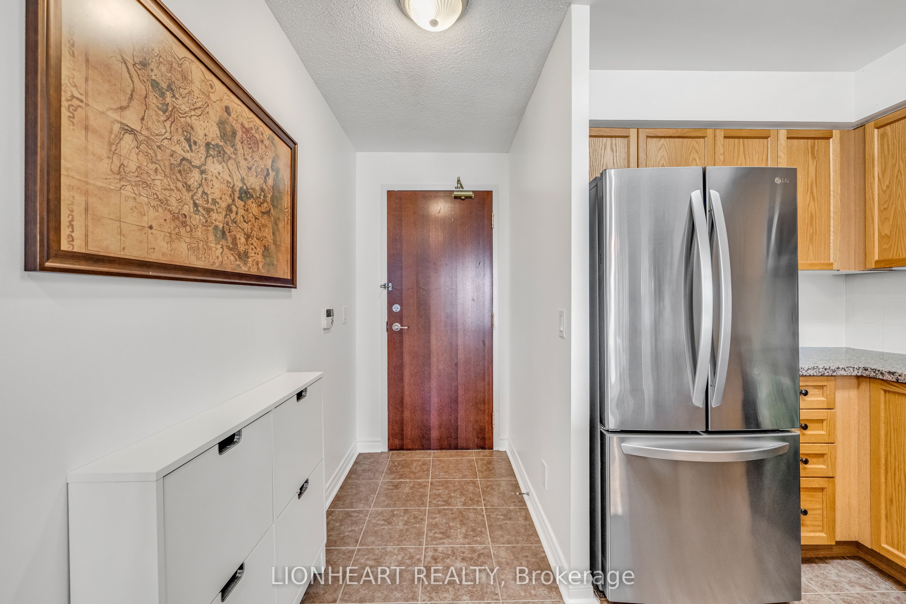 #709 - 5 Michael Power Place Property Photo 1