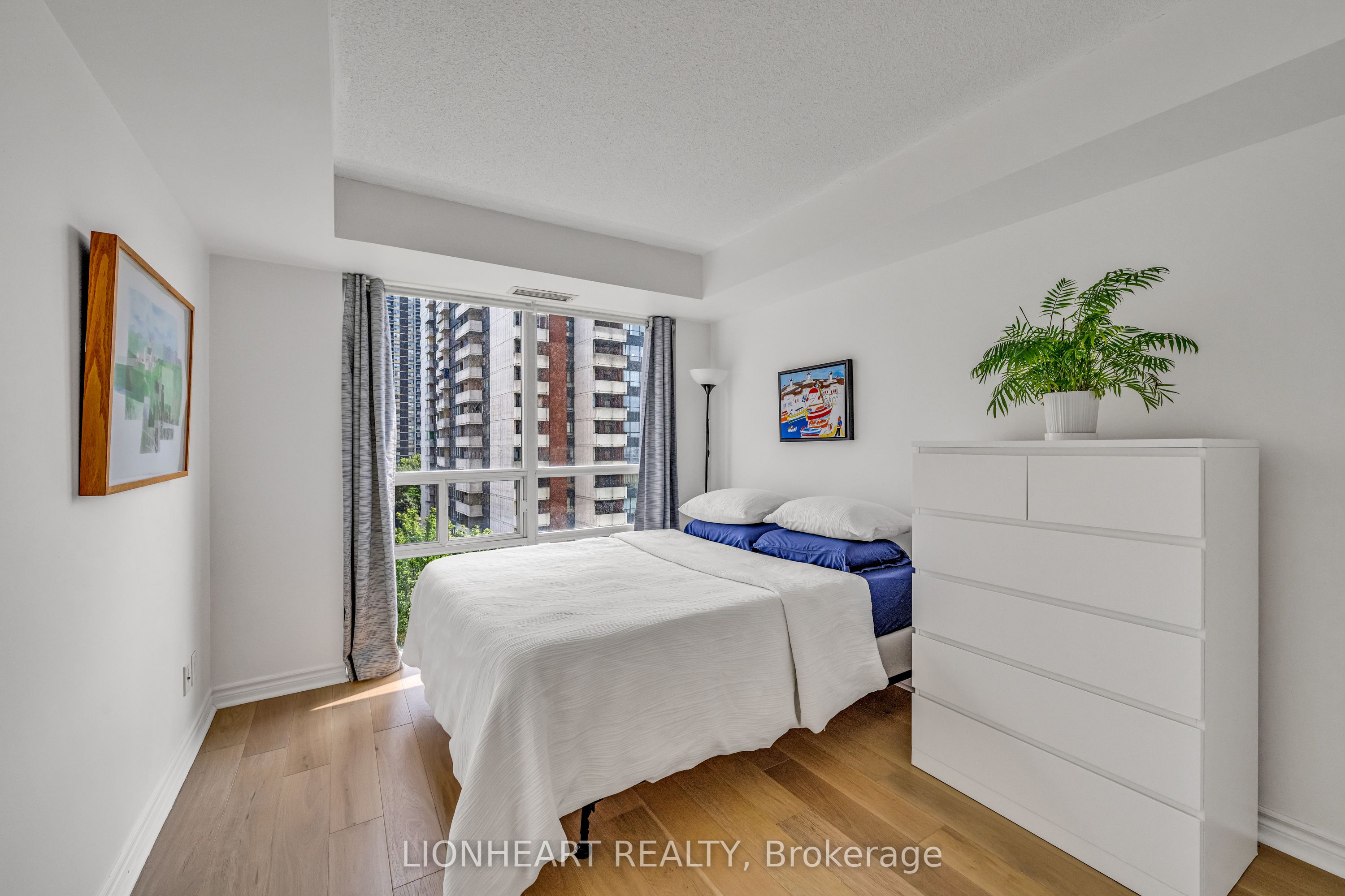 #709 - 5 Michael Power Place Property Photo 15