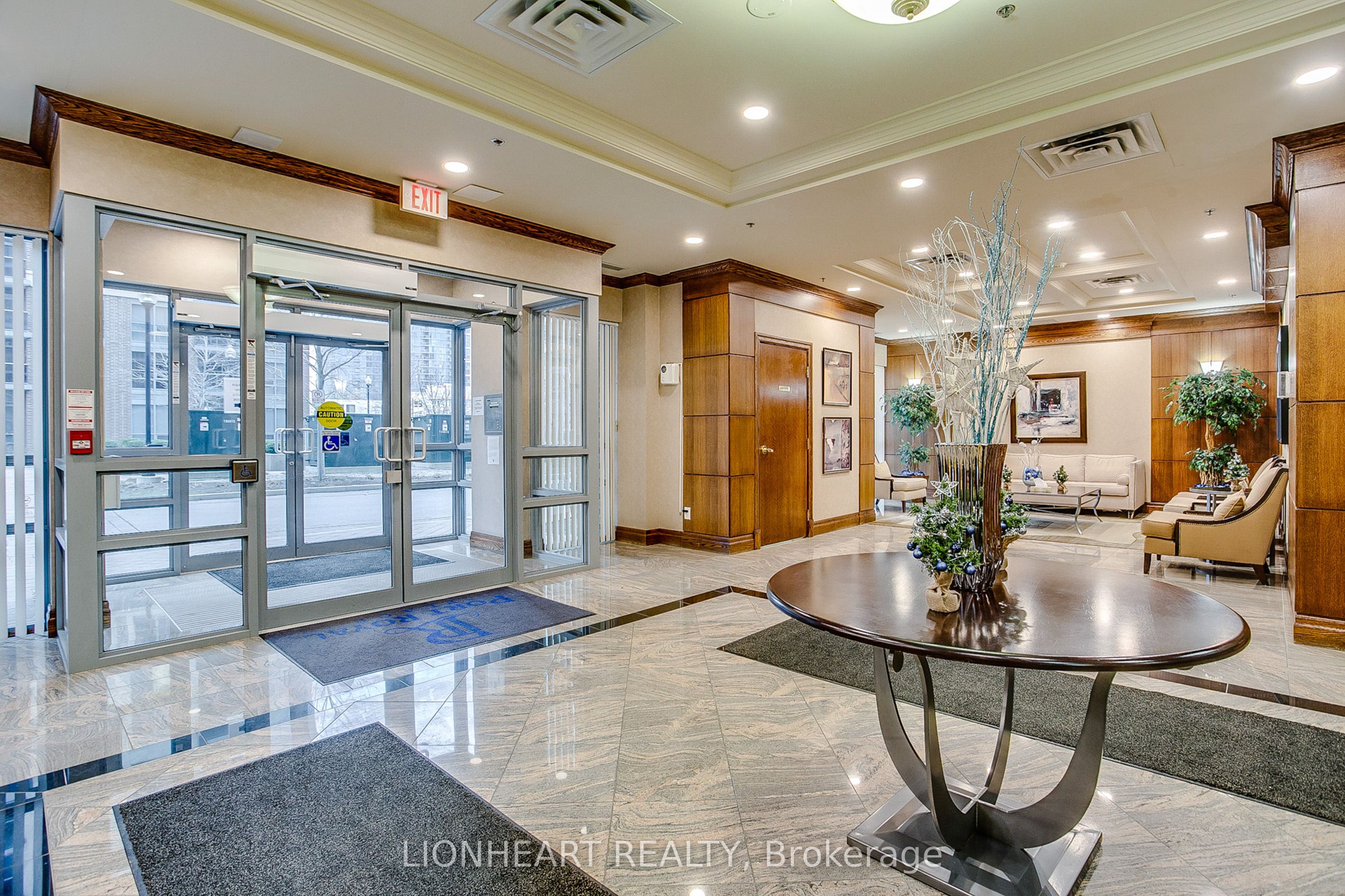 #709 - 5 Michael Power Place Property Photo 29