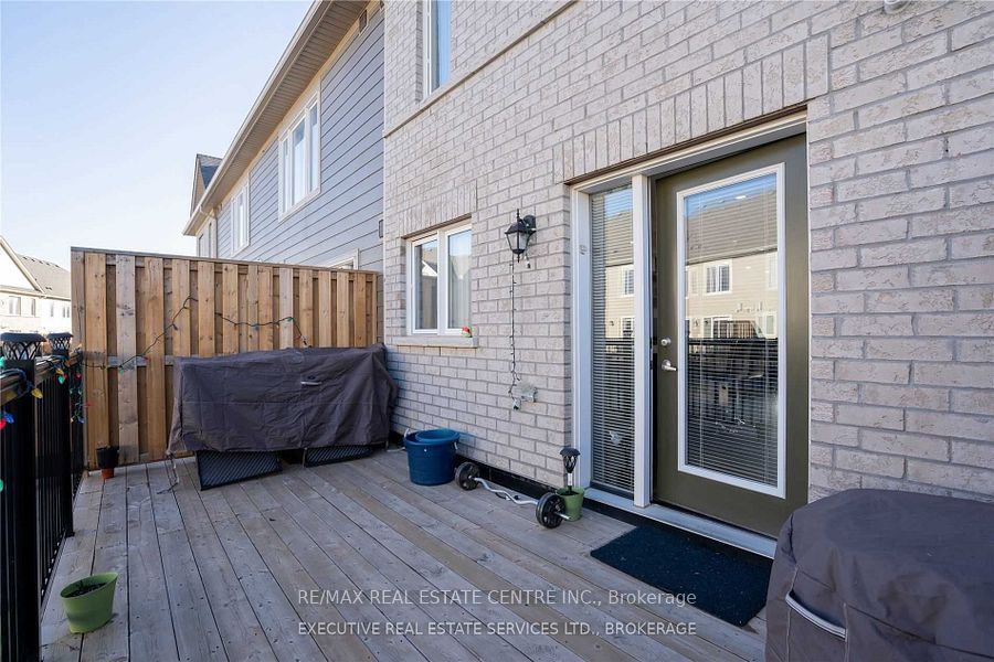 #99 - 1 Beckenrose Court Property Photo 21