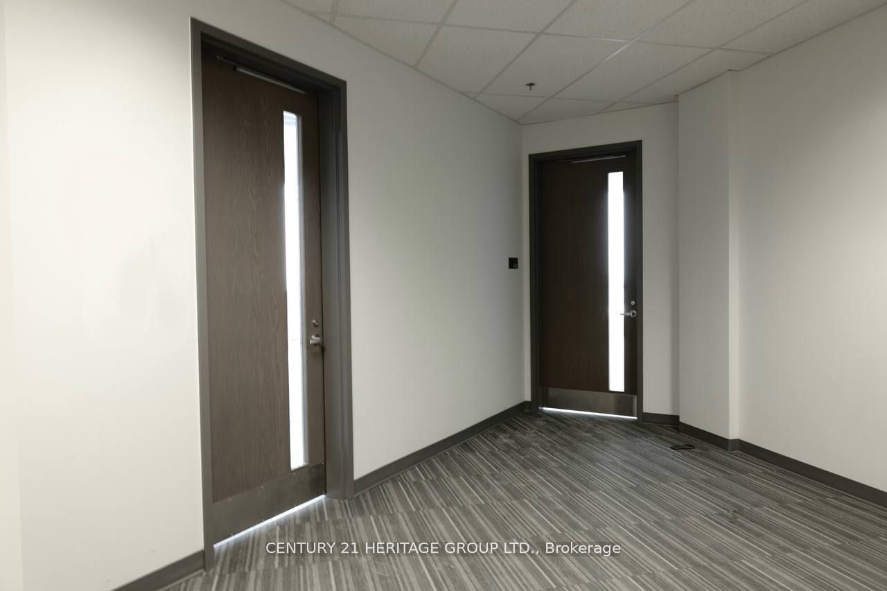 #602 - 1275 Finch Avenue Property Photo 5