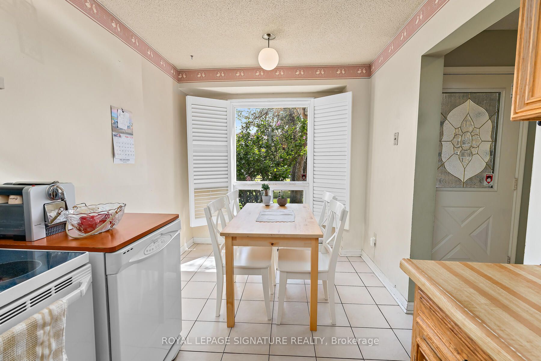 28 Lindridge Avenue Property Photo 23