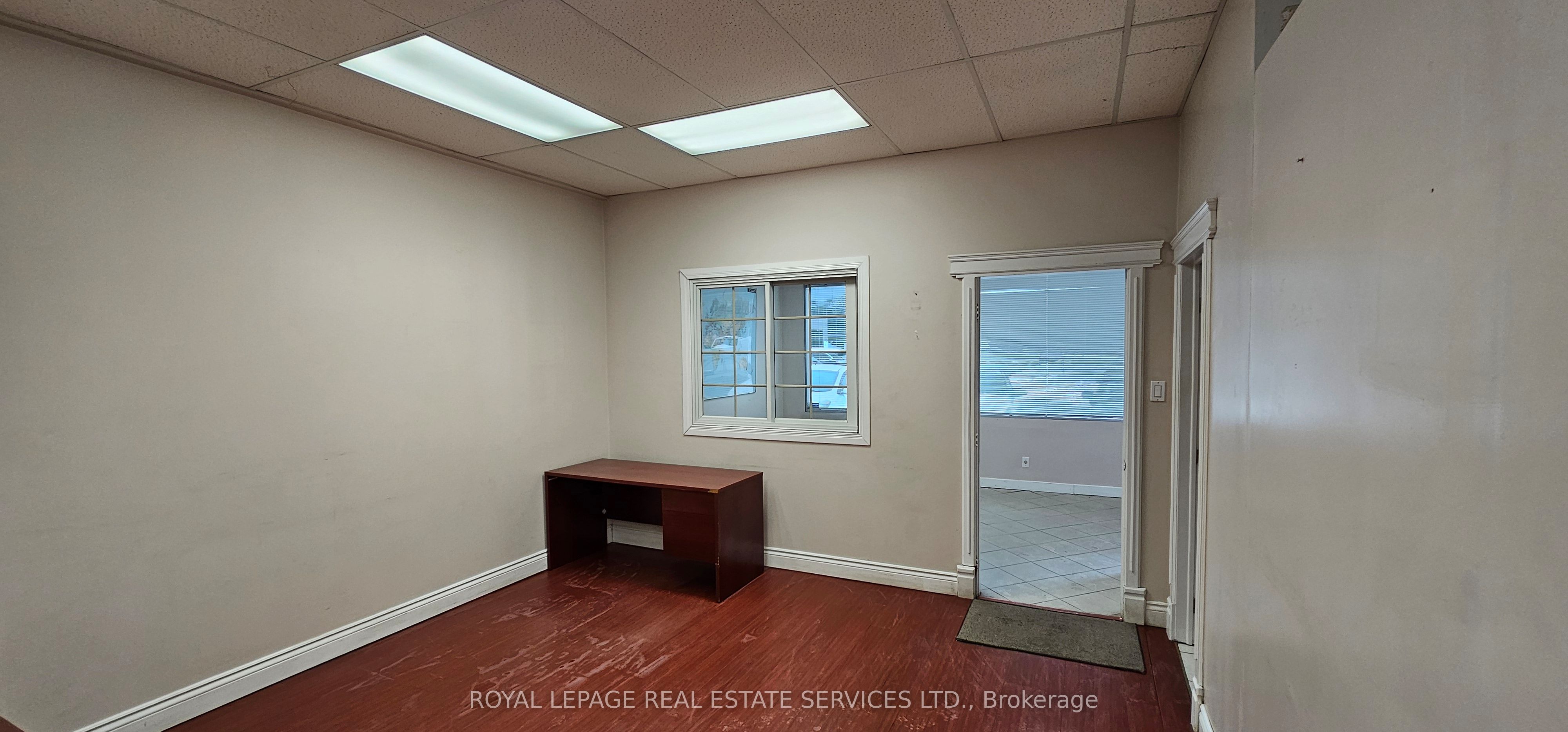 2355 Derry Road E 20 Property Photo 11