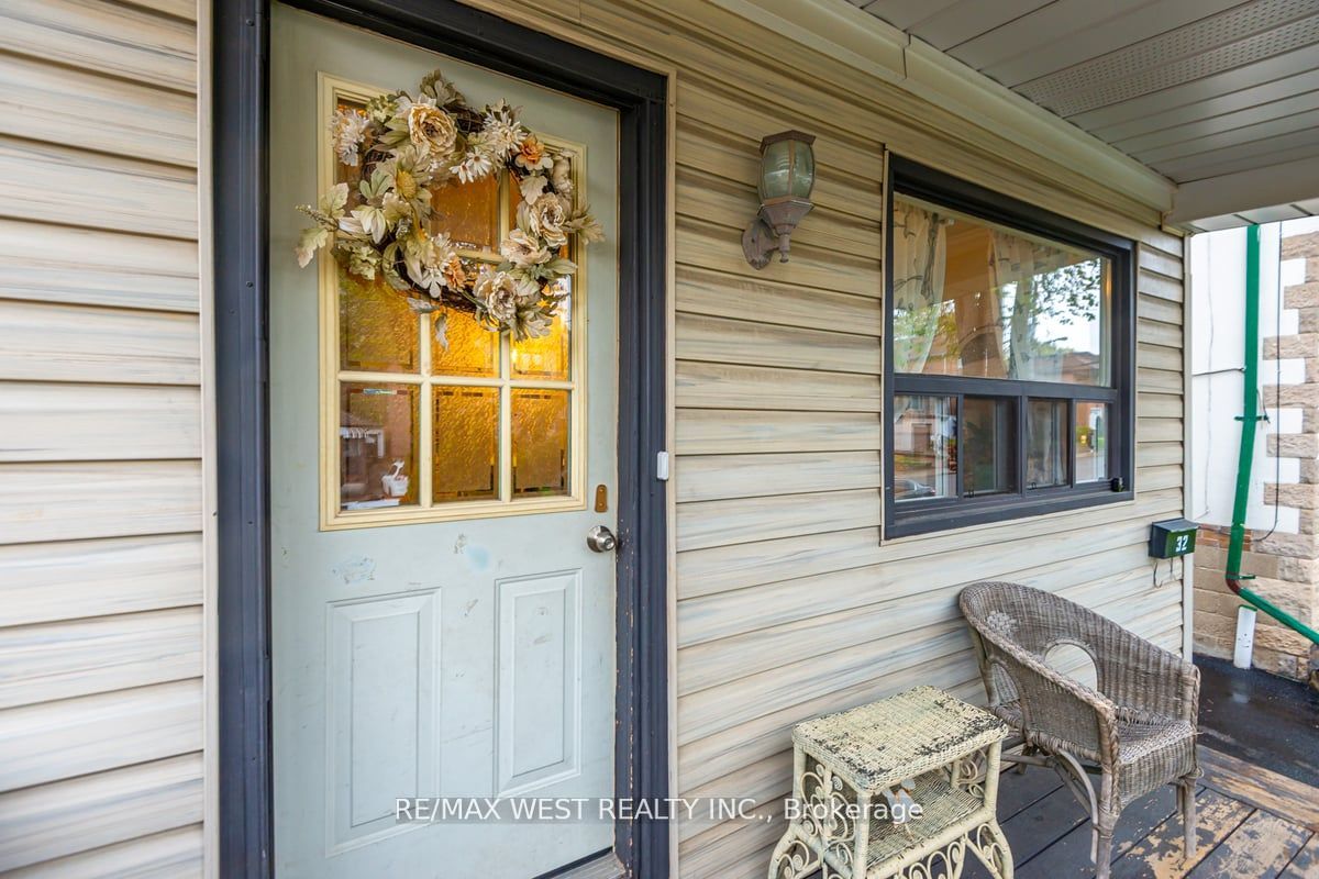 32 Holmesdale Road Property Photo 4