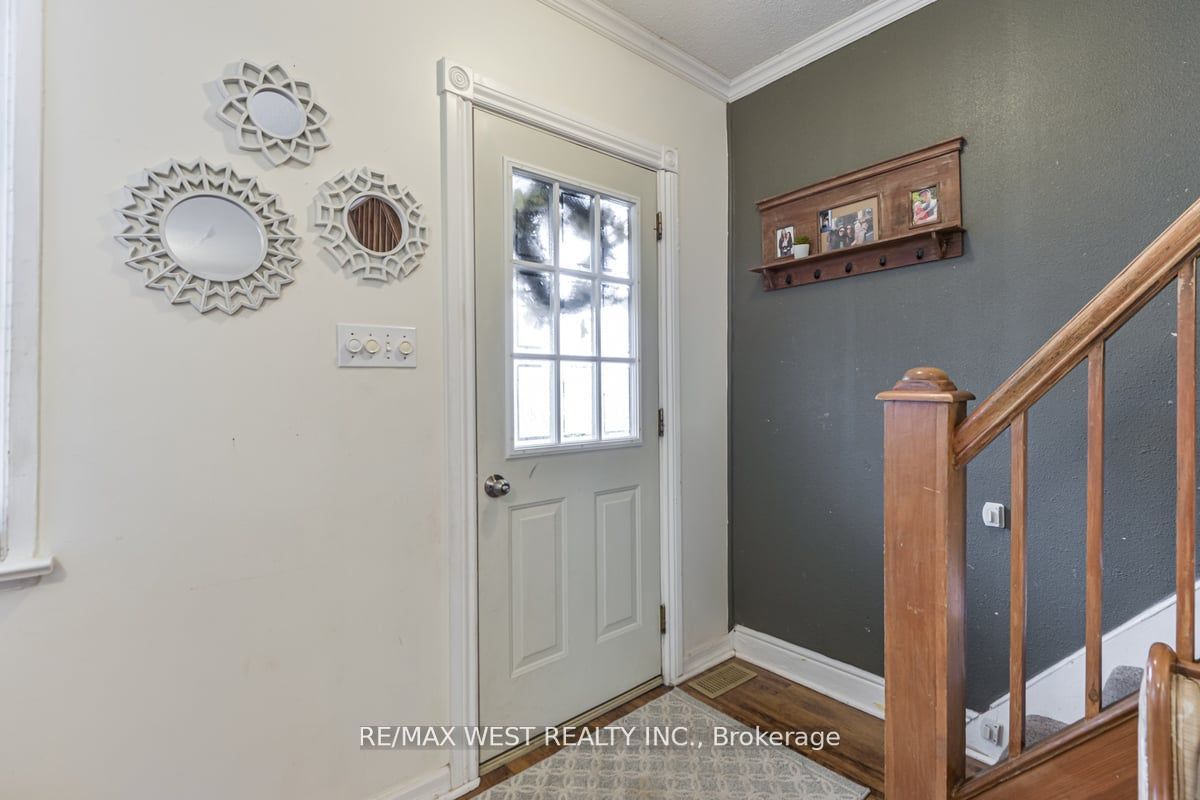 32 Holmesdale Road Property Photo 5