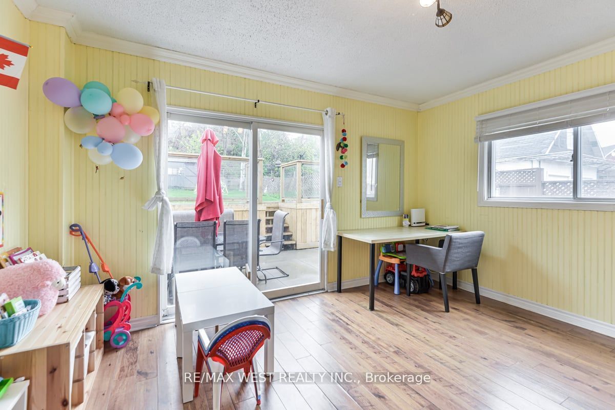 32 Holmesdale Road Property Photo 16