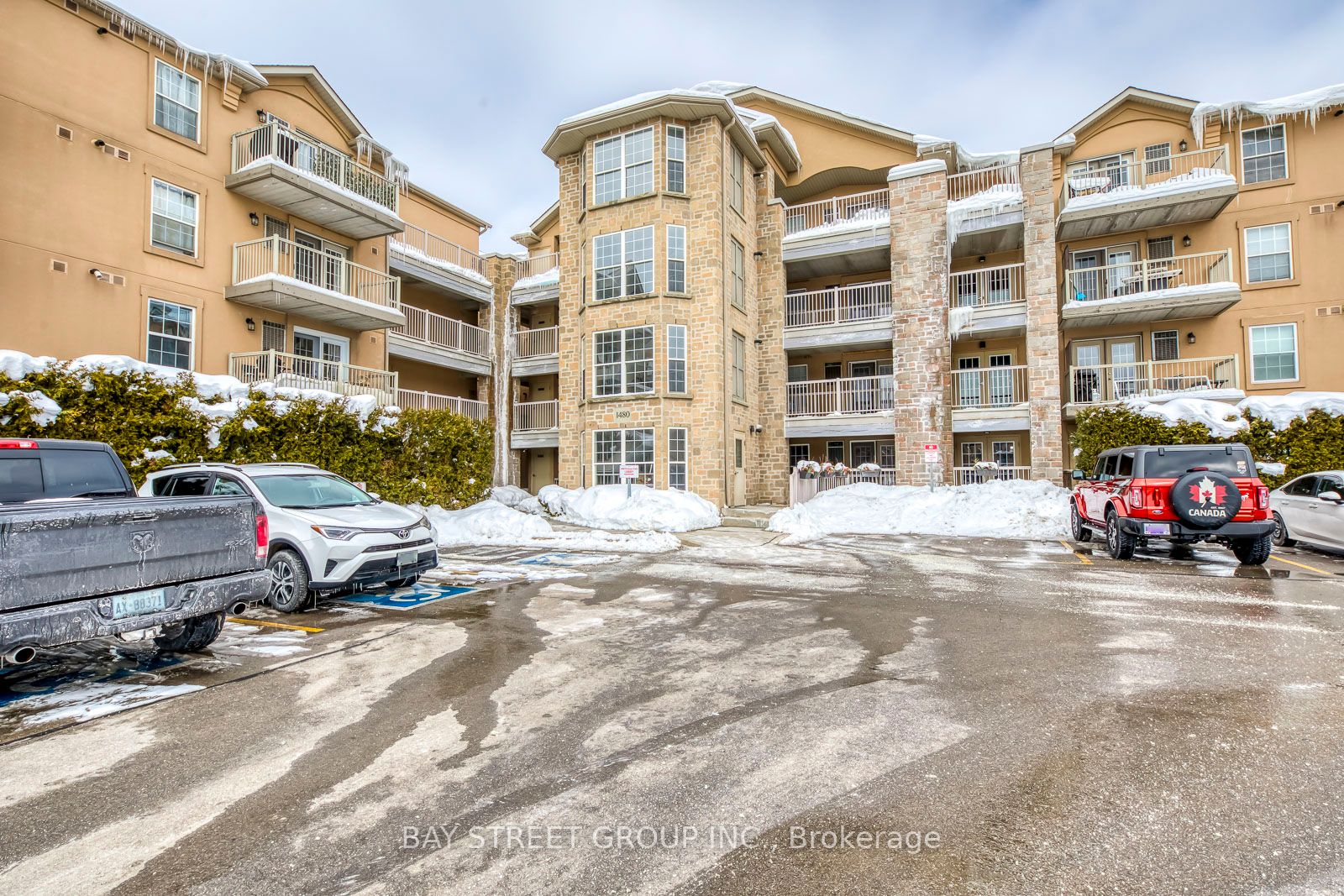 #216 - 1480 Bishops Gate Property Photo 9