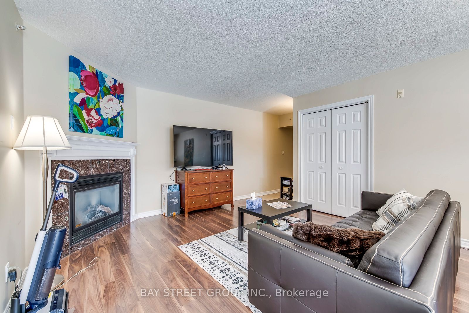 #216 - 1480 Bishops Gate Property Photo 13