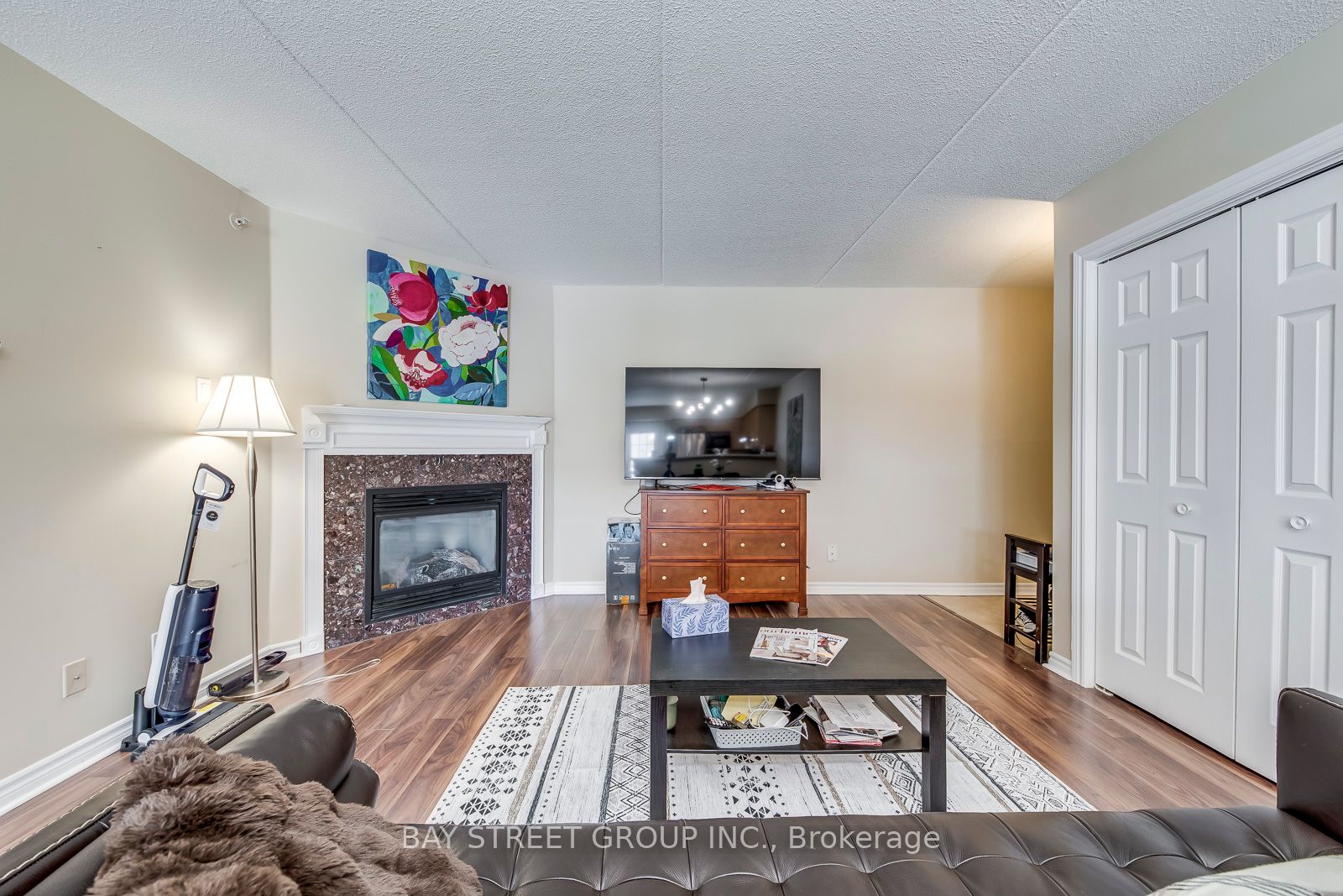 #216 - 1480 Bishops Gate Property Photo 15