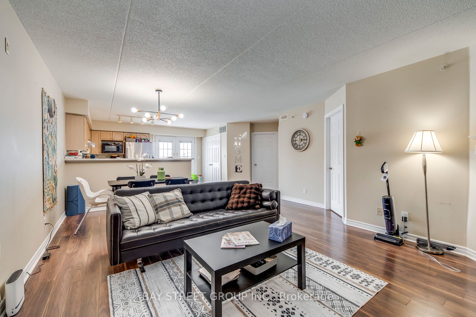 #216 - 1480 Bishops Gate Property Photo 18